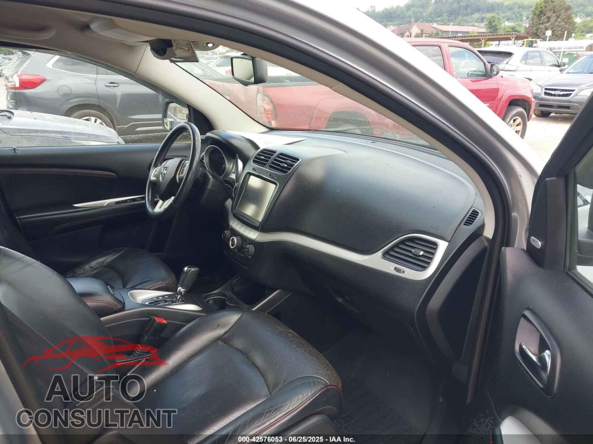DODGE JOURNEY 2015 - 3C4PDCEG3FT596453