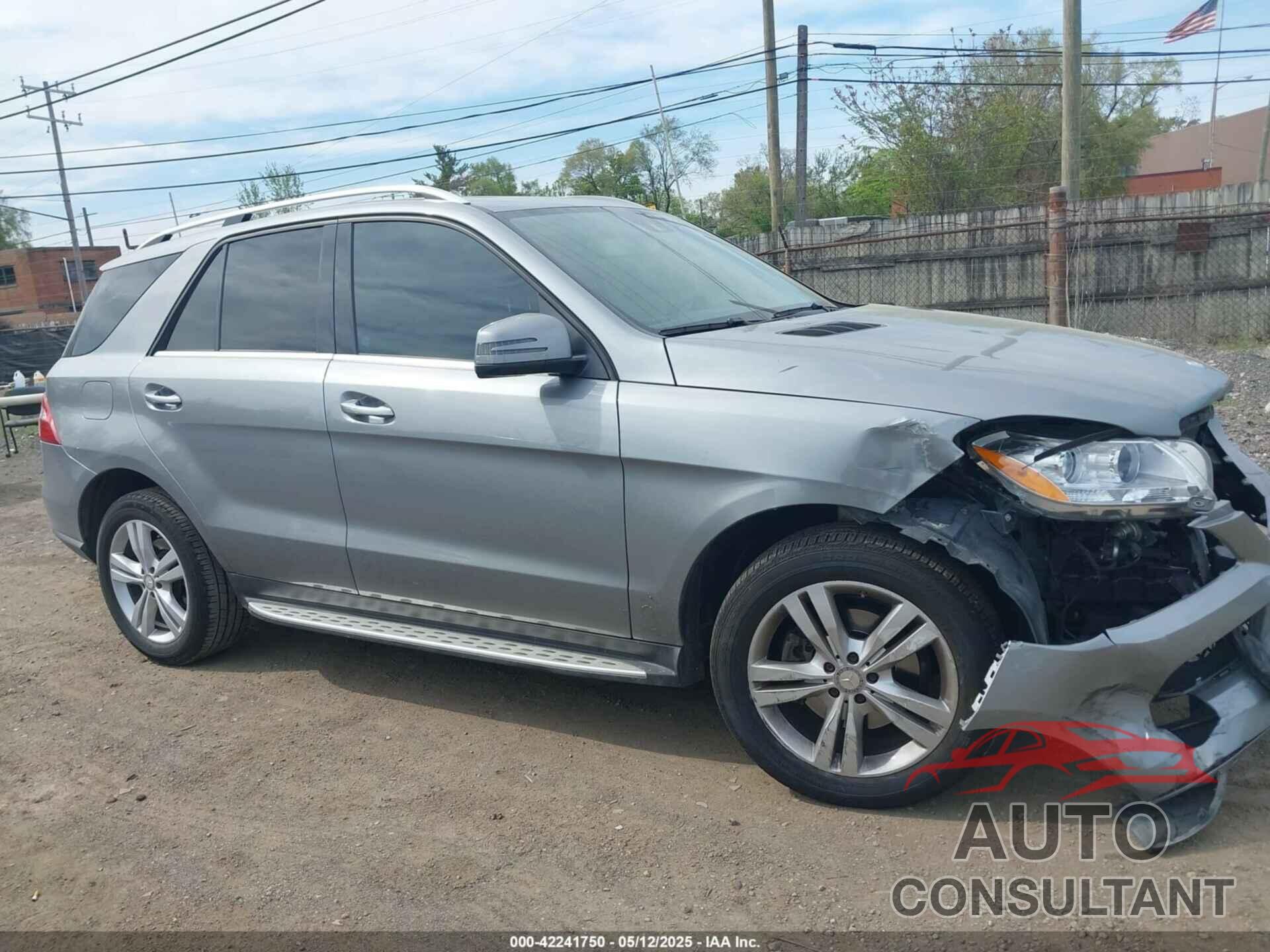 MERCEDES-BENZ ML 350 2015 - 4JGDA5HB1FA506811