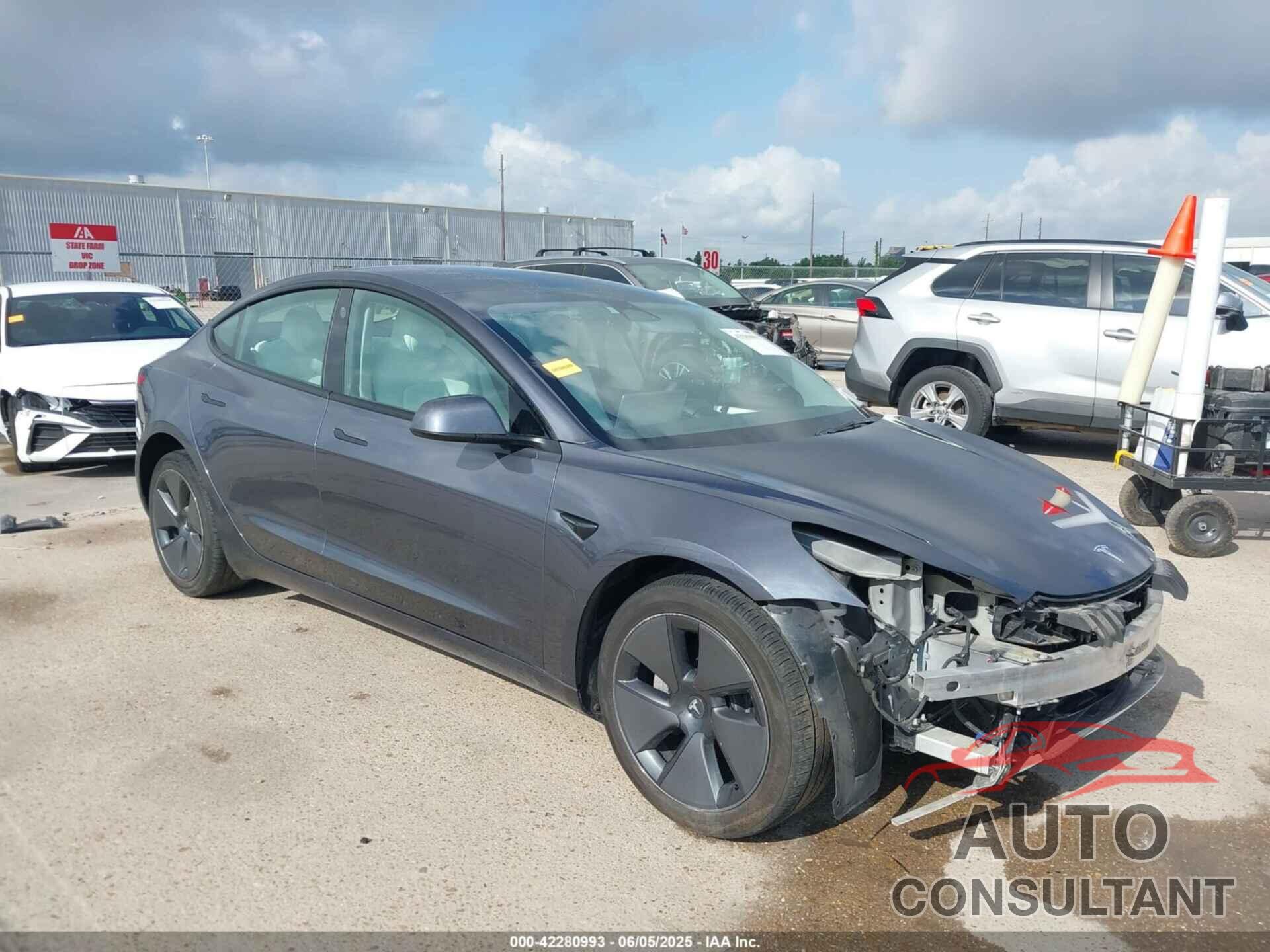 TESLA MODEL 3 2023 - 5YJ3E1EA7PF567906