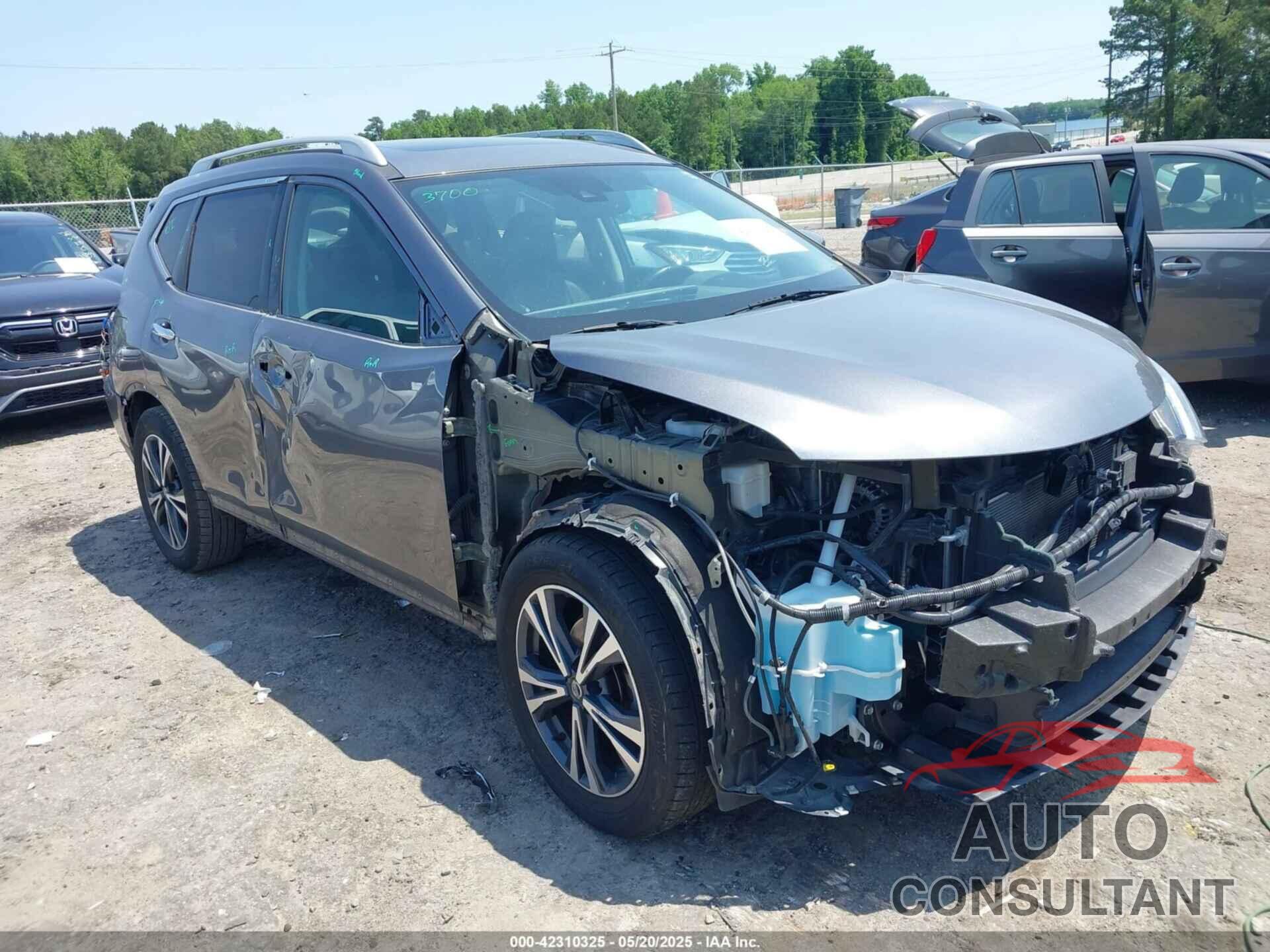 NISSAN ROGUE 2017 - 5N1AT2MT0HC748412