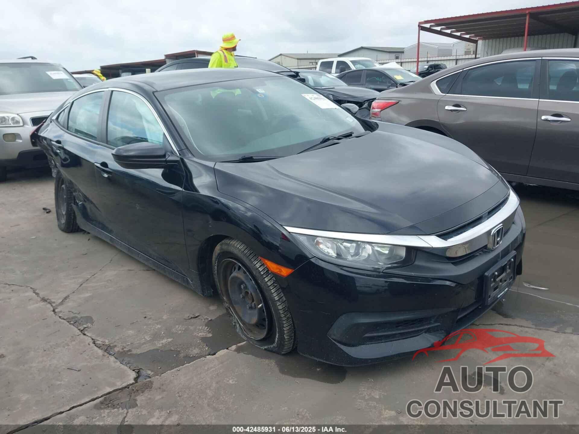 HONDA CIVIC 2018 - 19XFC2F54JE042552