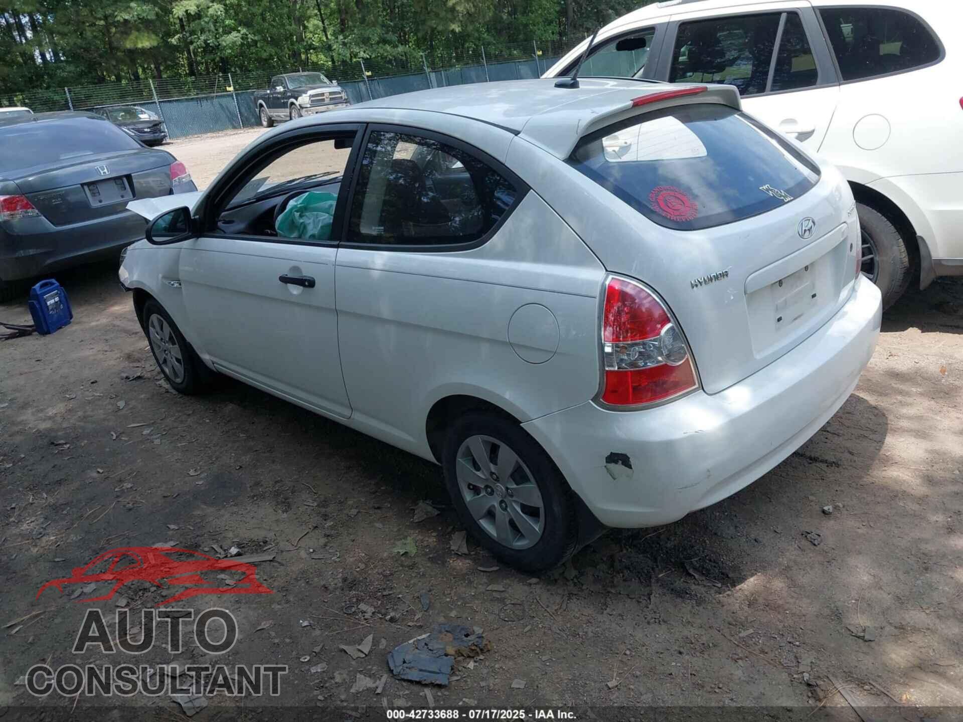 HYUNDAI ACCENT 2009 - KMHCM36C49U112645