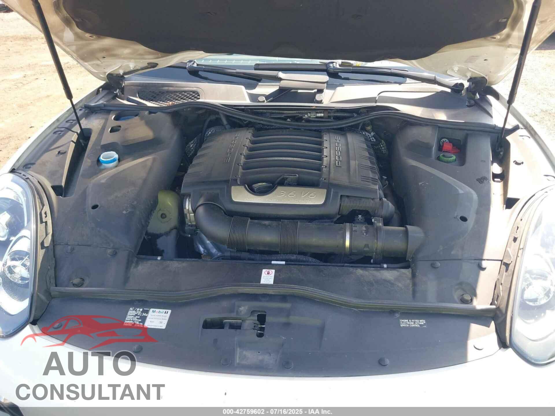 PORSCHE CAYENNE 2016 - WP1AA2A29GKA09130