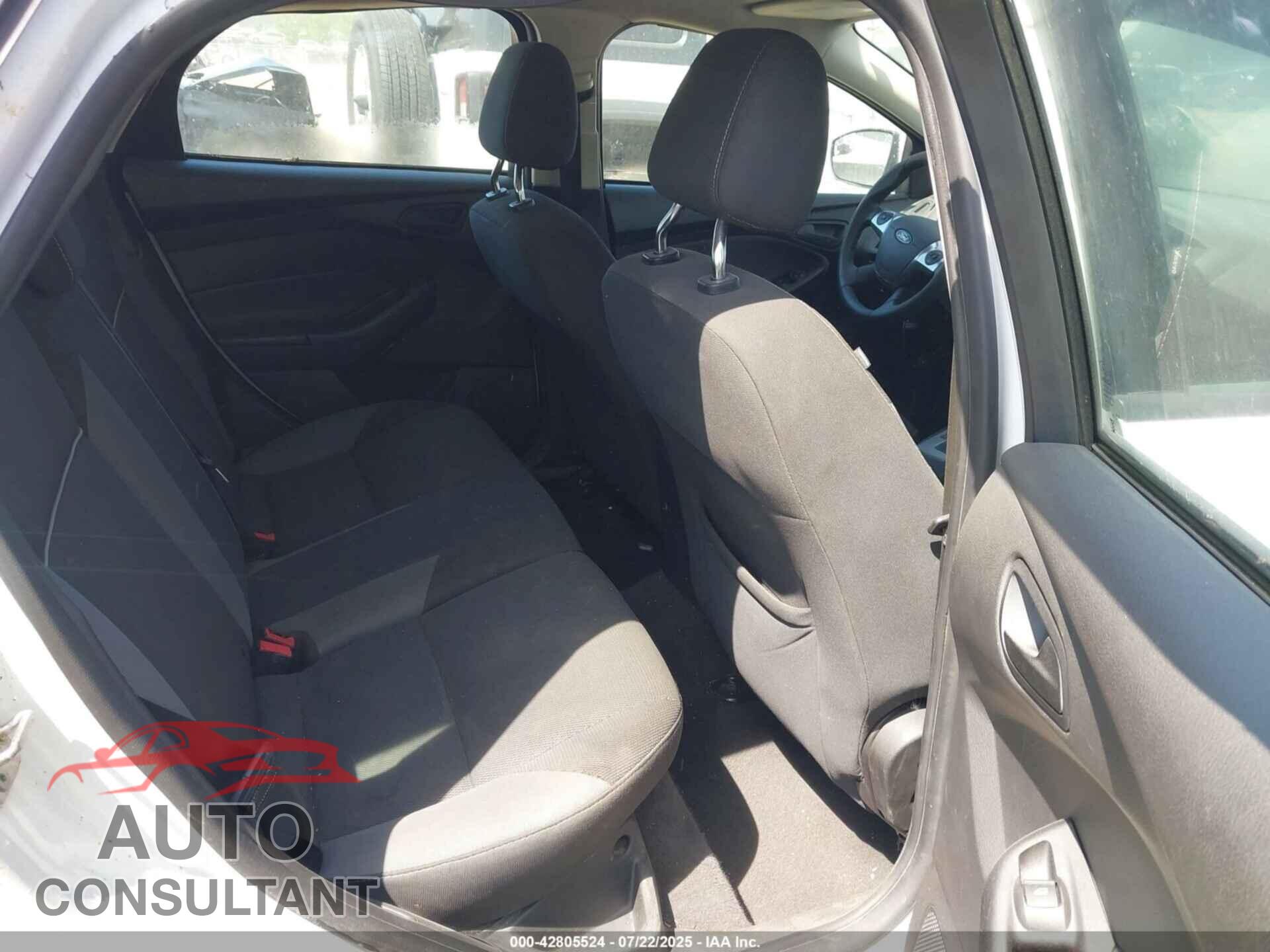 FORD FOCUS 2012 - 1FAHP3K2XCL332244