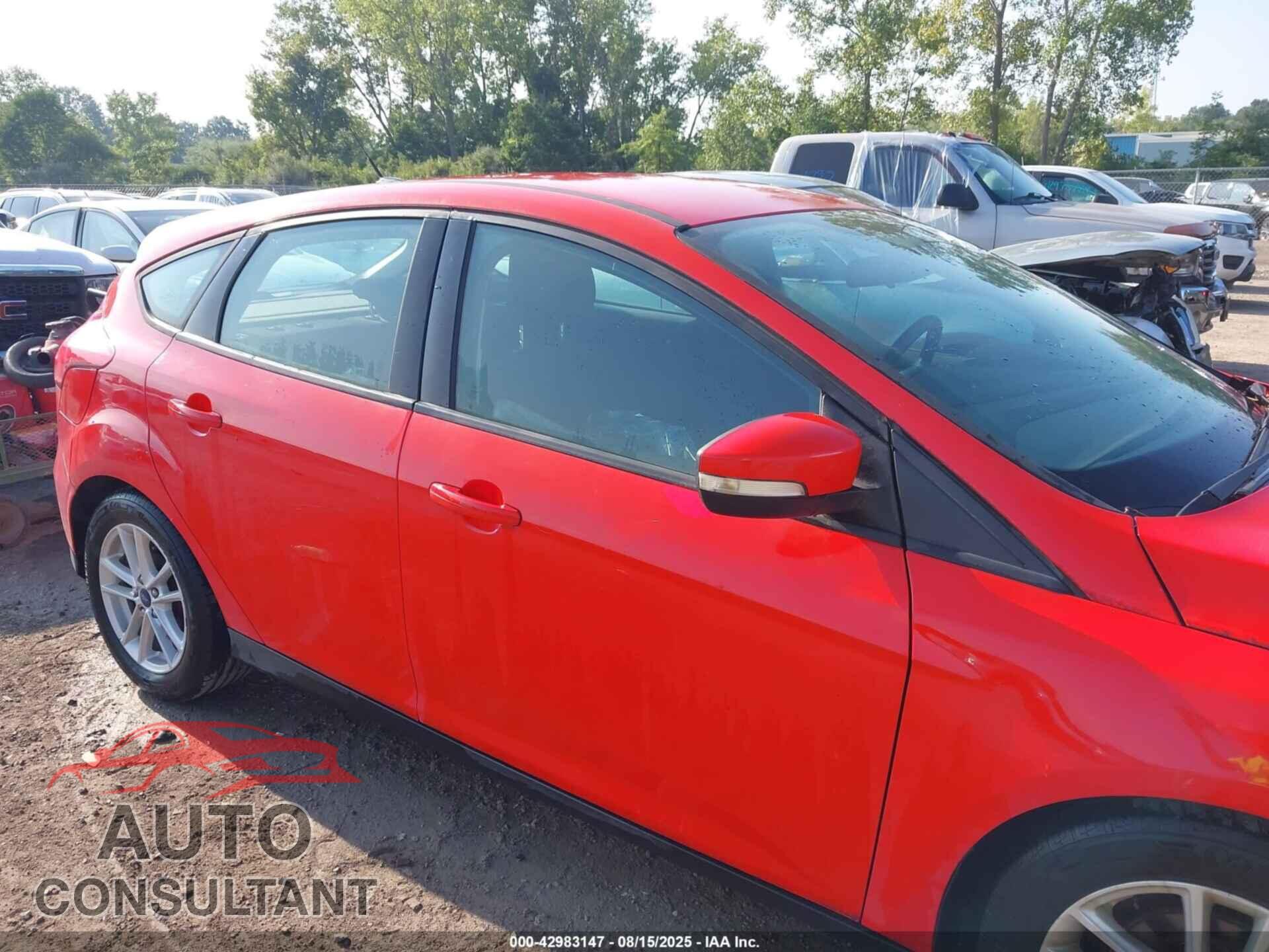 FORD FOCUS 2017 - 1FADP3K25HL271424