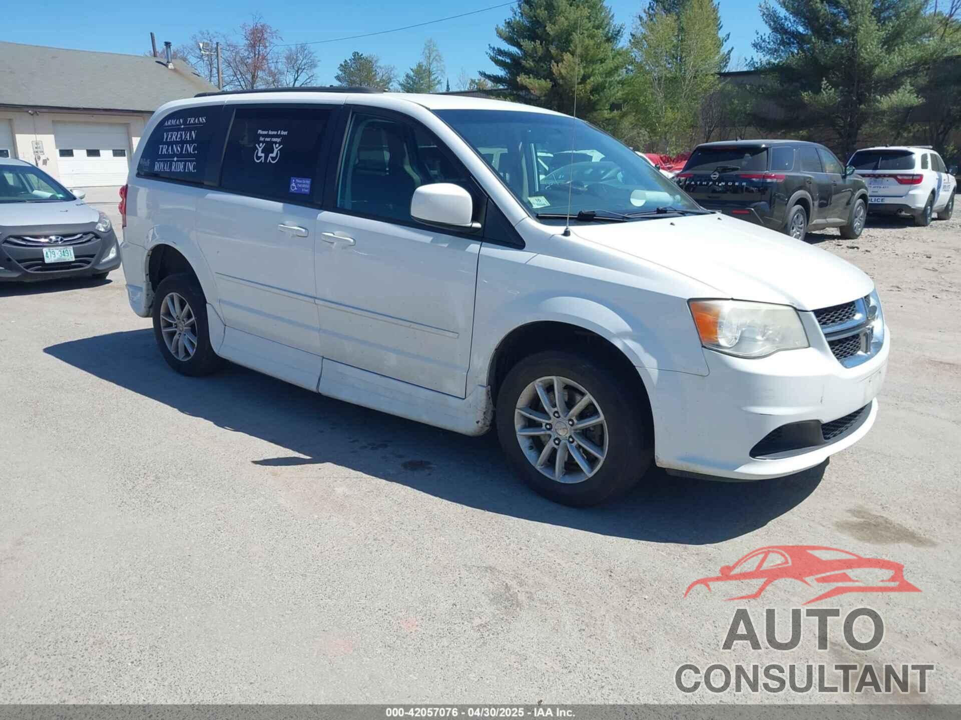 DODGE GRAND CARAVAN 2013 - 2C4RDGCG8DR814356
