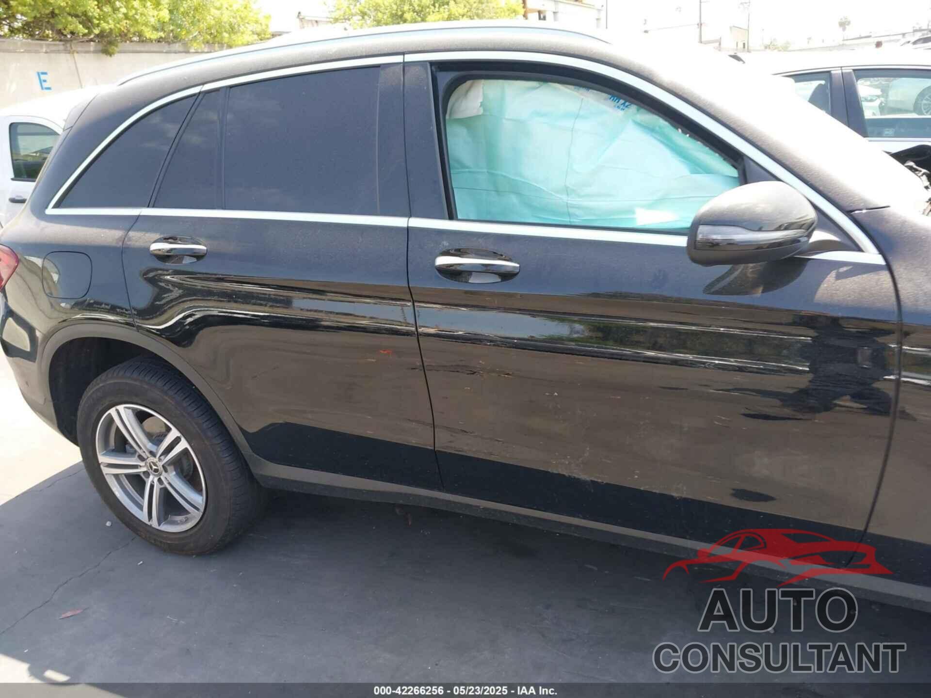 MERCEDES-BENZ GLC 300 2022 - W1N0G8DB6NV391826