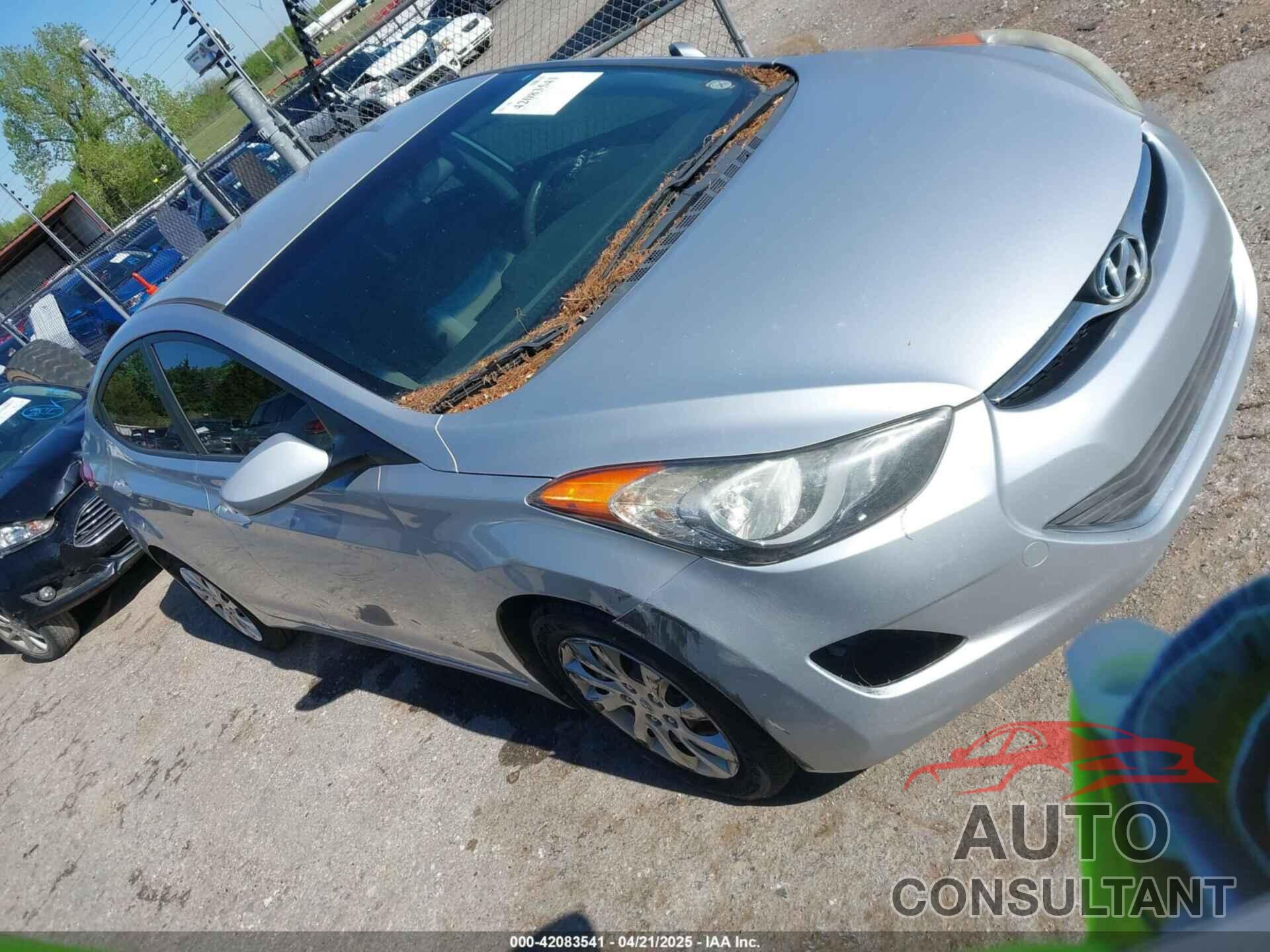 HYUNDAI ELANTRA 2013 - 5NPDH4AE6DH202085