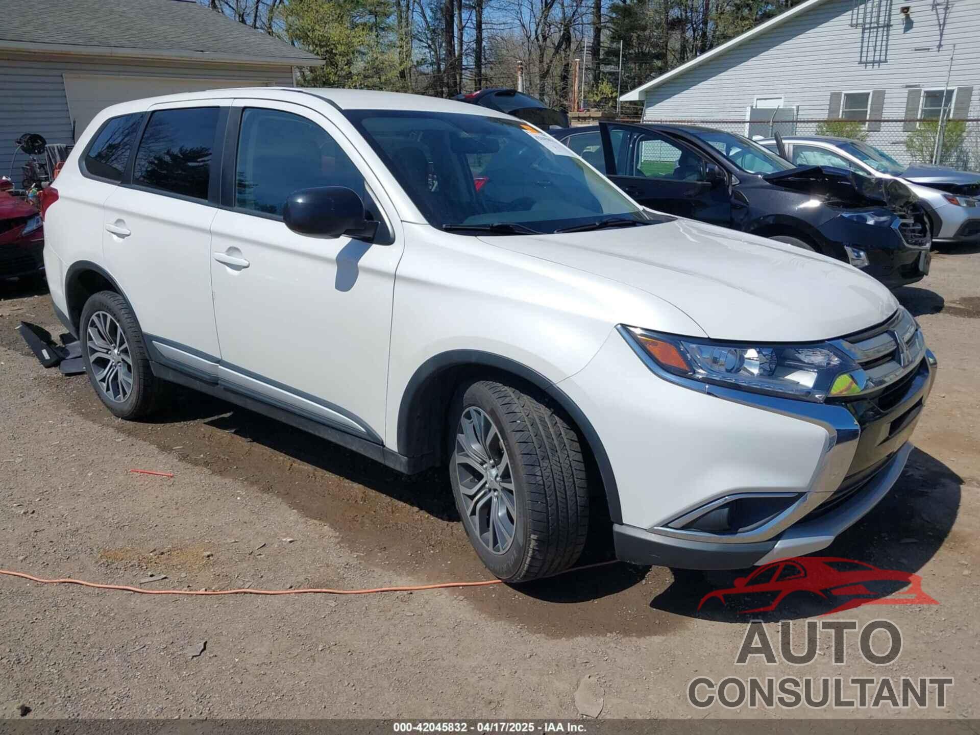 MITSUBISHI OUTLANDER 2018 - JA4AZ3A30JZ044088