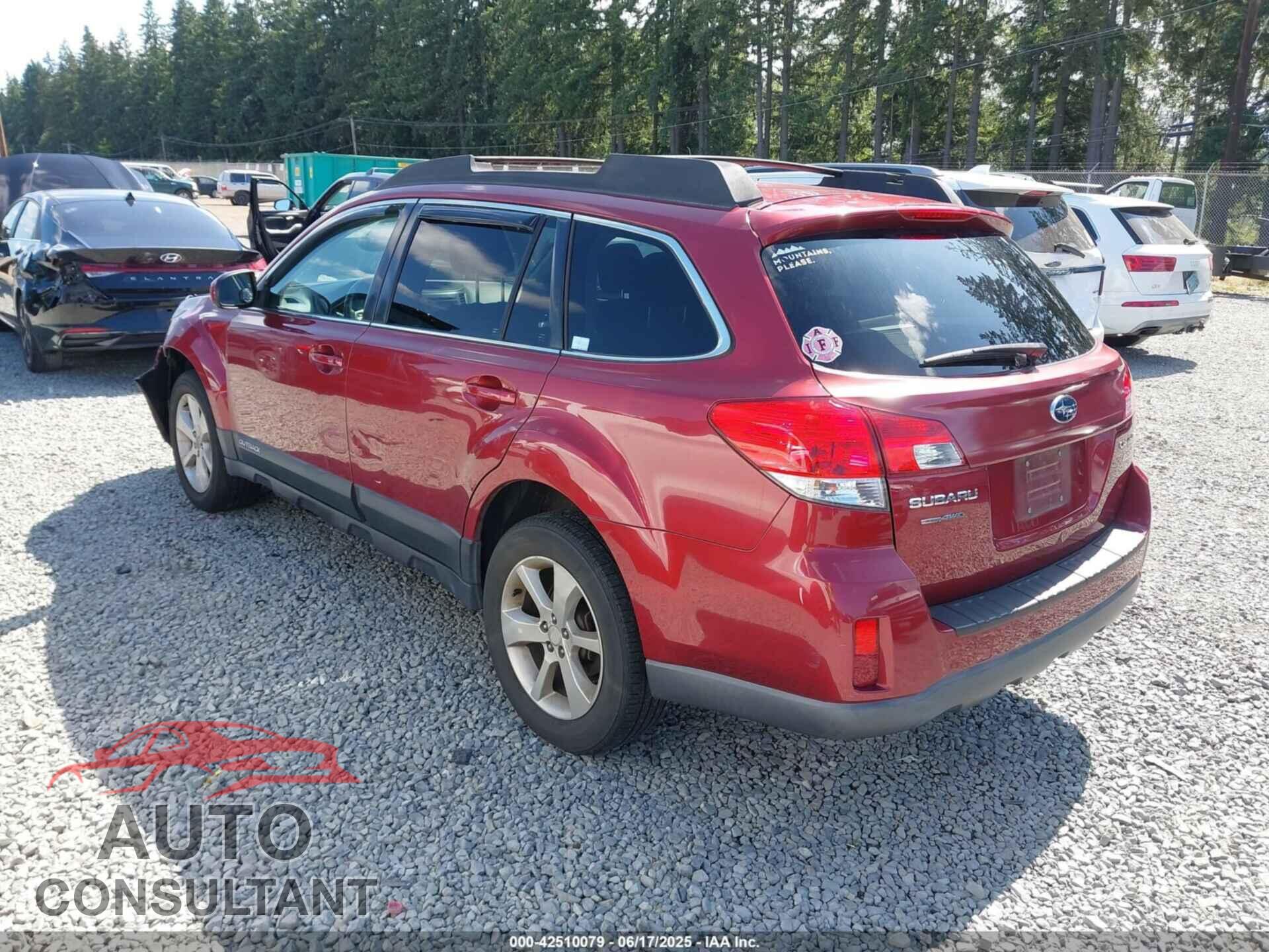 SUBARU OUTBACK 2013 - 4S4BRBCC2D3324082