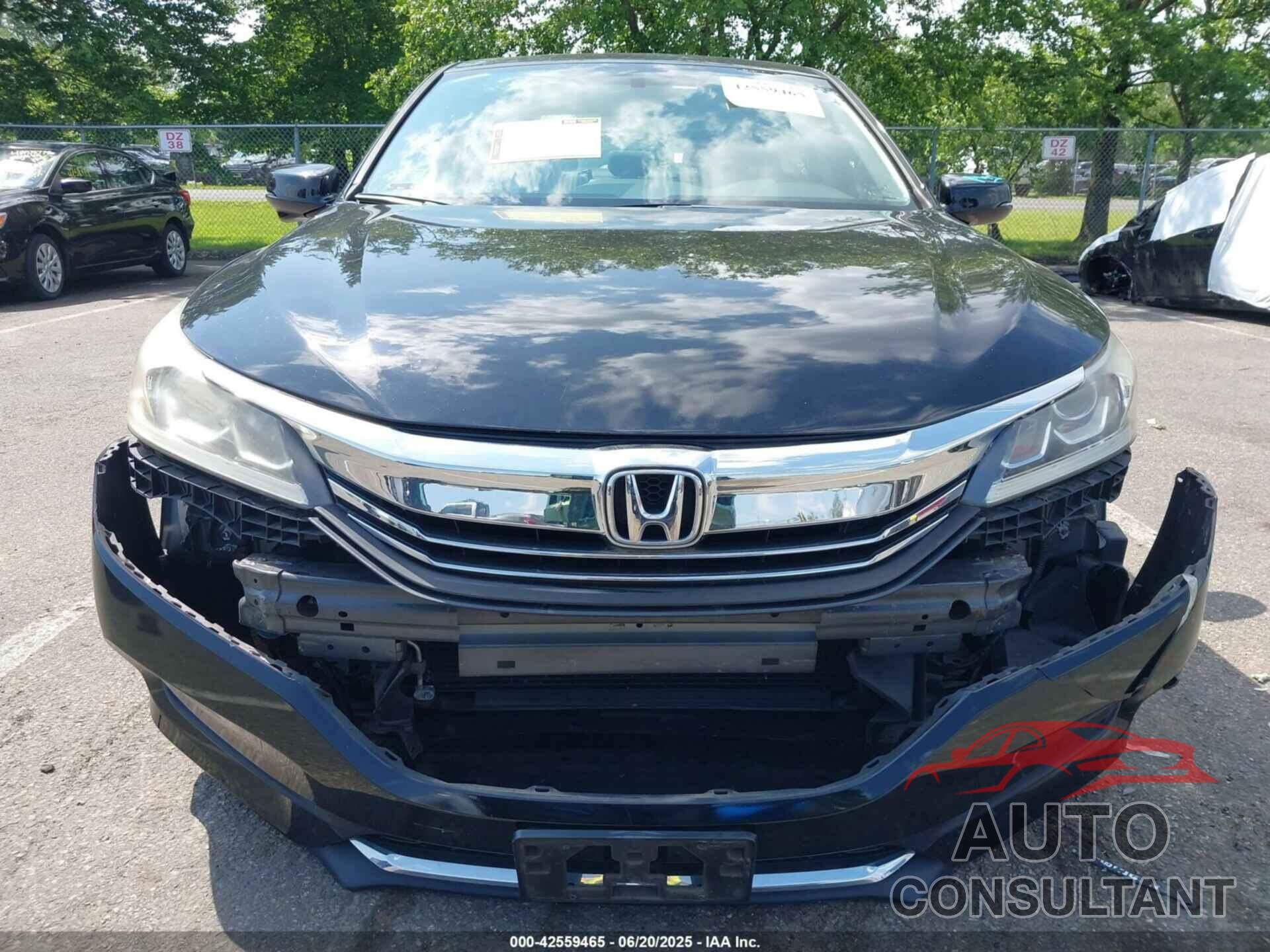 HONDA ACCORD 2017 - 1HGCR3F8XHA037758