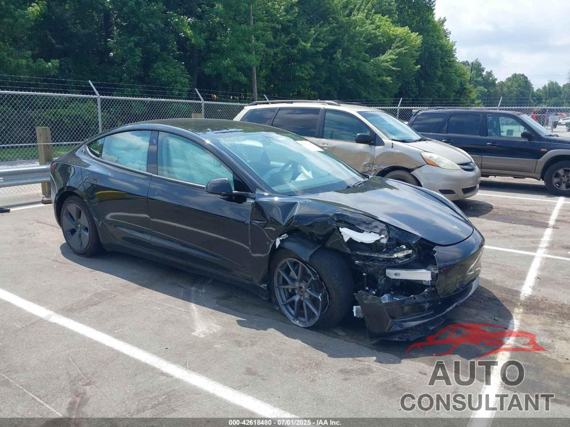 TESLA MODEL 3 2021 - 5YJ3E1EBXMF960528