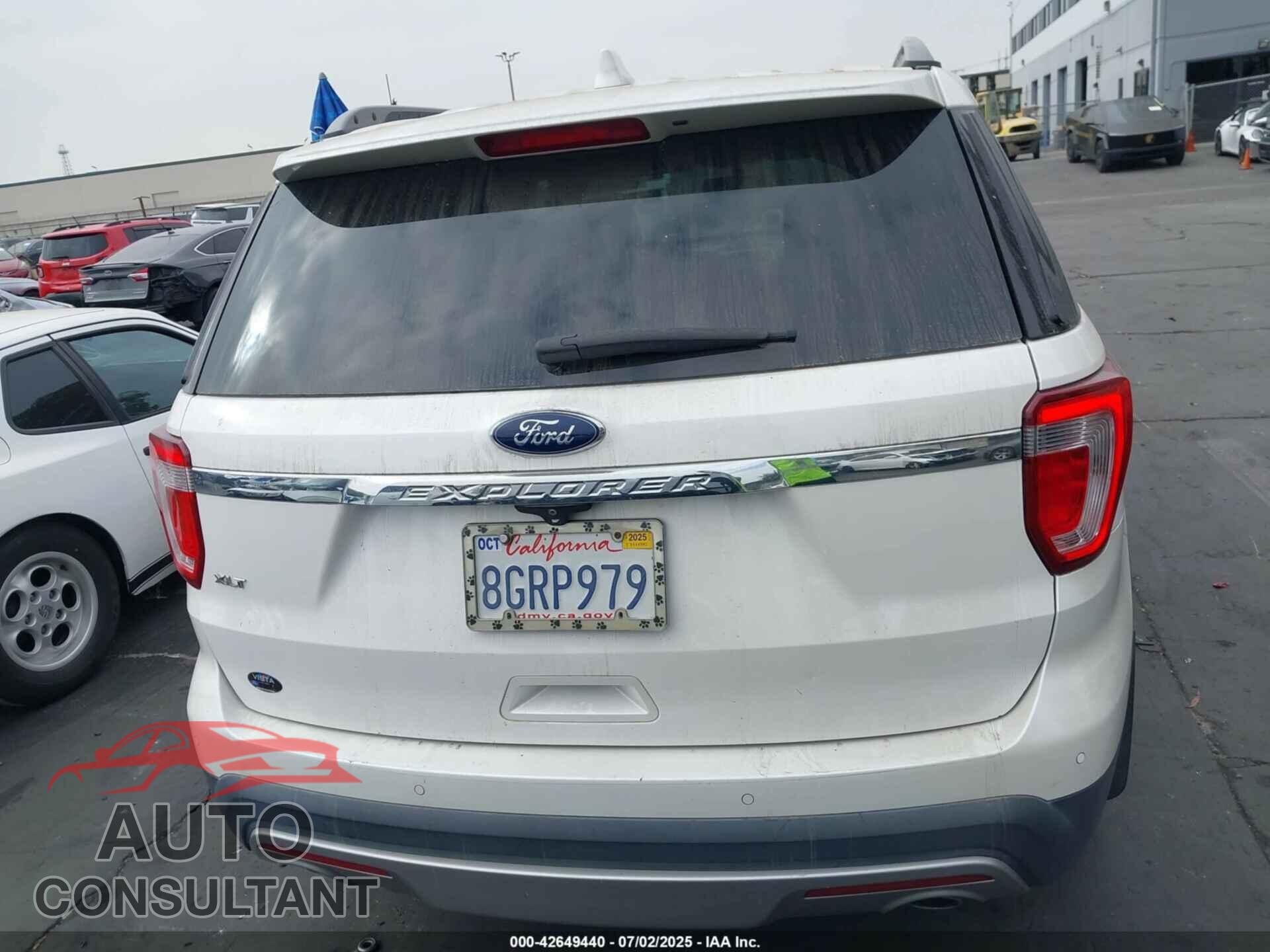 FORD EXPLORER 2017 - 1FM5K7D88HGE29524