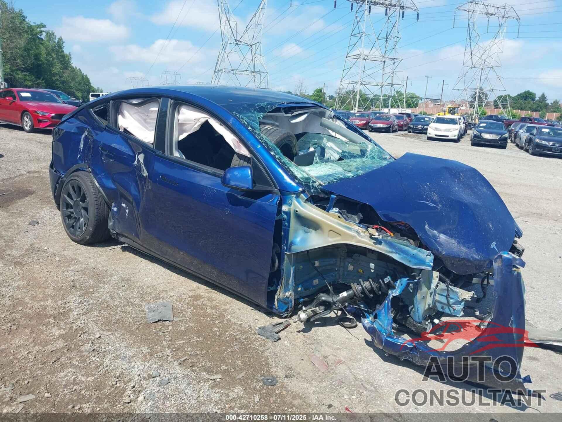 TESLA MODEL Y 2022 - 7SAYGDEE0NF481213