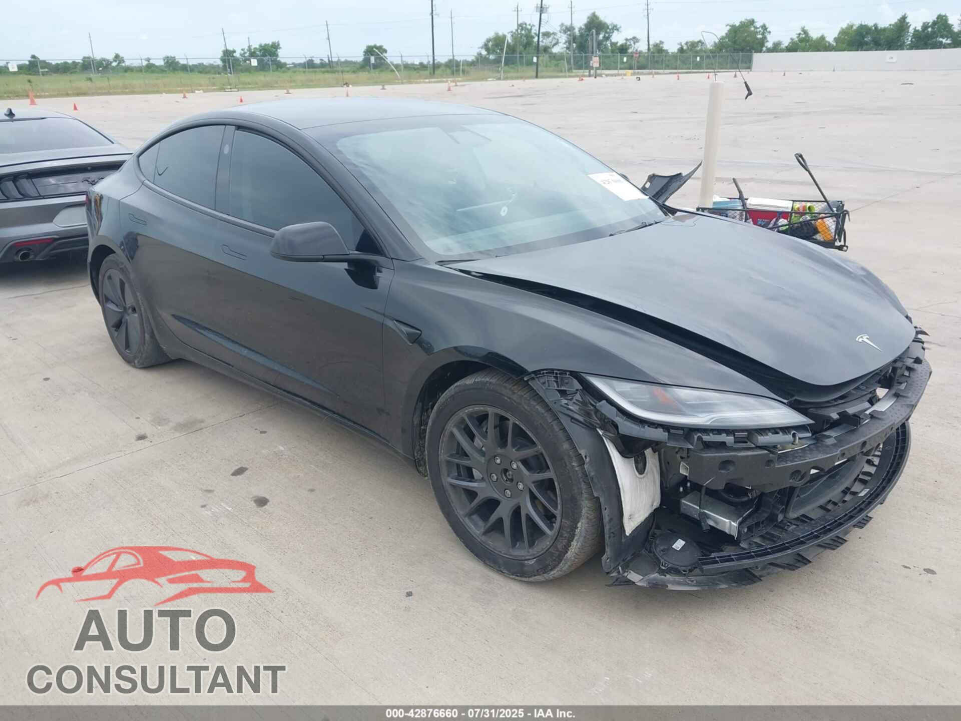 TESLA MODEL 3 2024 - 5YJ3E1EB7RF753716