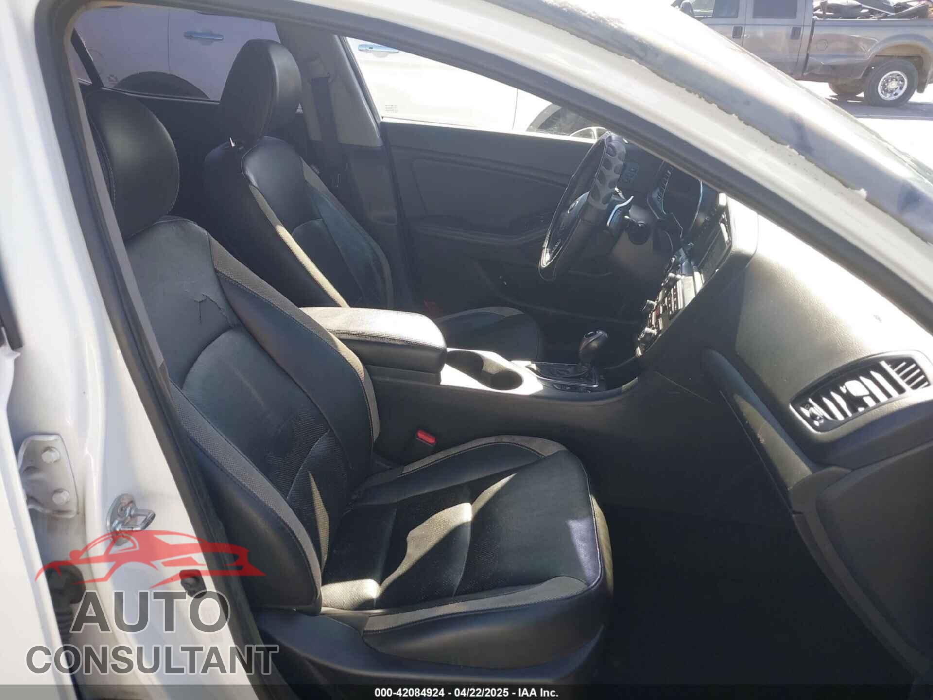 KIA OPTIMA 2013 - 5XXGR4A63DG248004