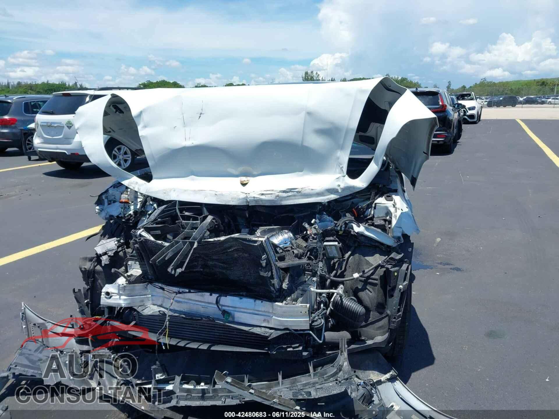 PORSCHE MACAN 2018 - WP1AA2A55JLB07597
