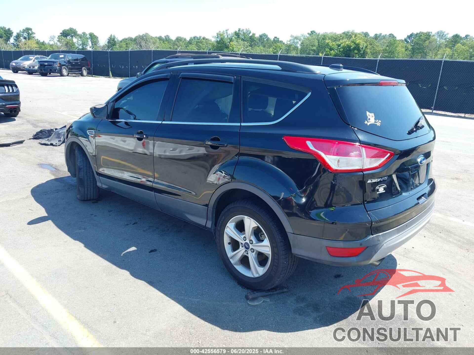 FORD ESCAPE 2016 - 1FMCU0GX3GUB31376