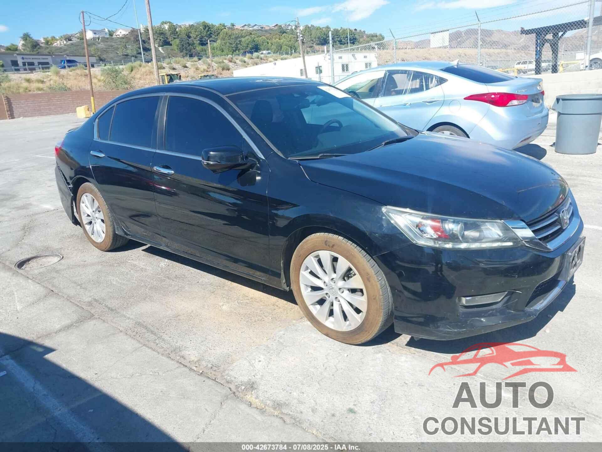HONDA ACCORD 2013 - 1HGCR3F84DA044800