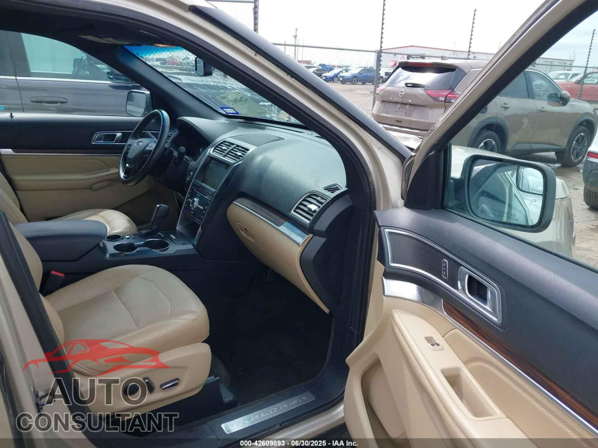 FORD EXPLORER 2017 - 1FM5K7F85HGD40409