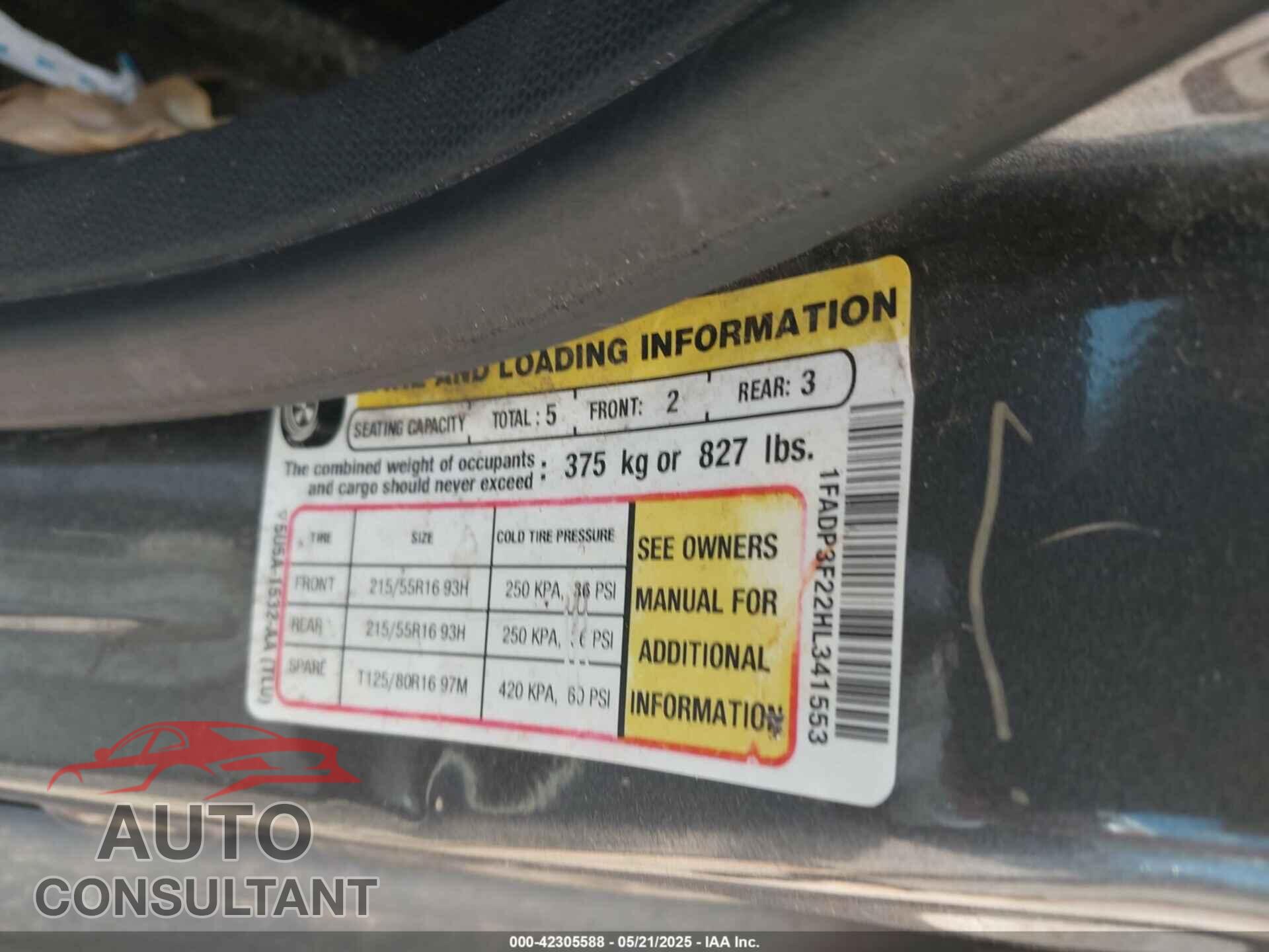 FORD FOCUS 2017 - 1FADP3F22HL341553