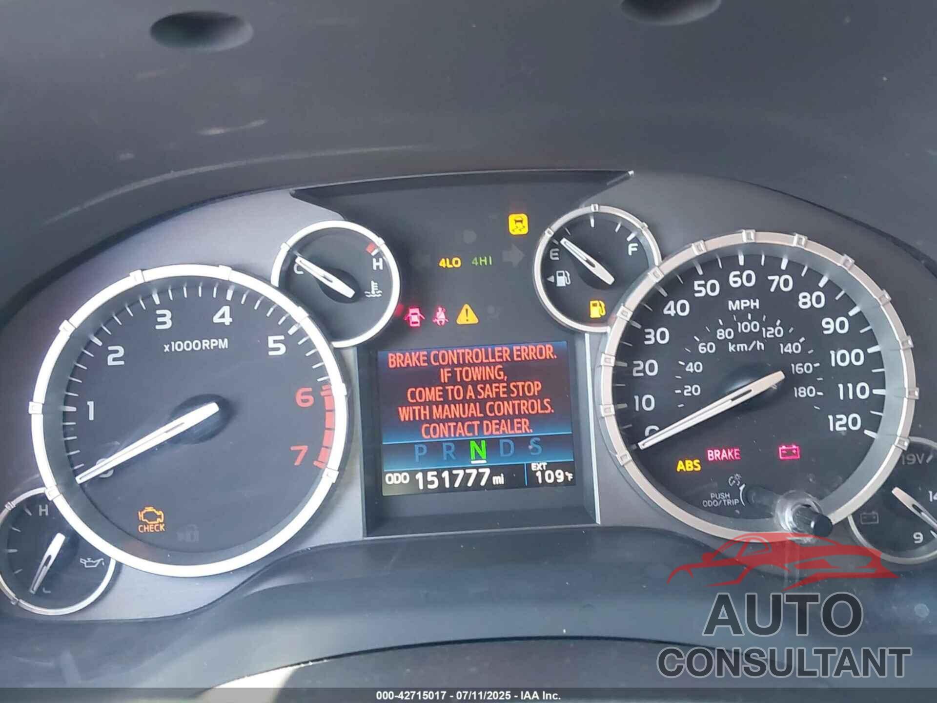 TOYOTA TUNDRA 2016 - 5TFAW5F15GX542034