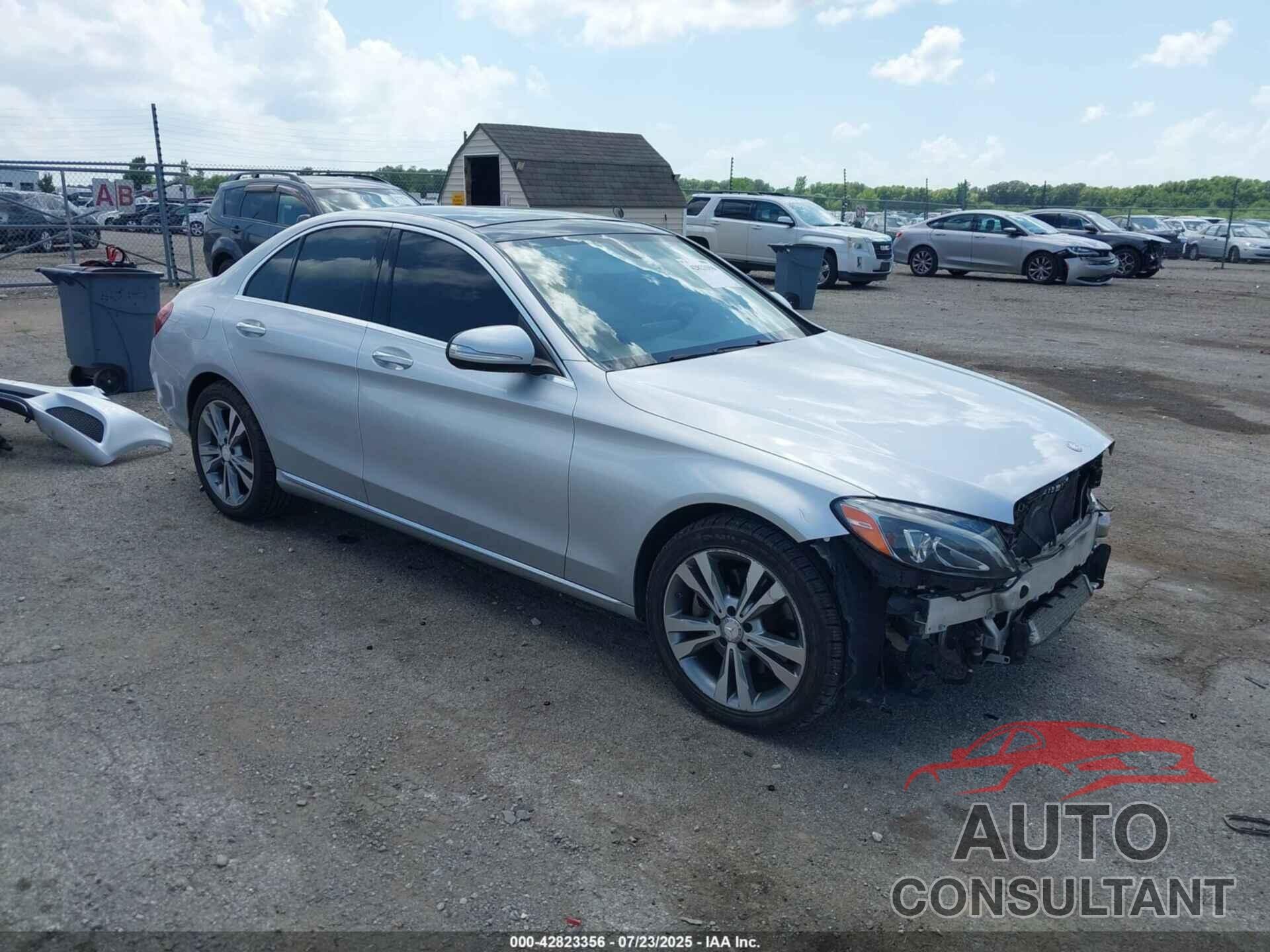MERCEDES-BENZ C 300 2015 - 55SWF4KB3FU000842