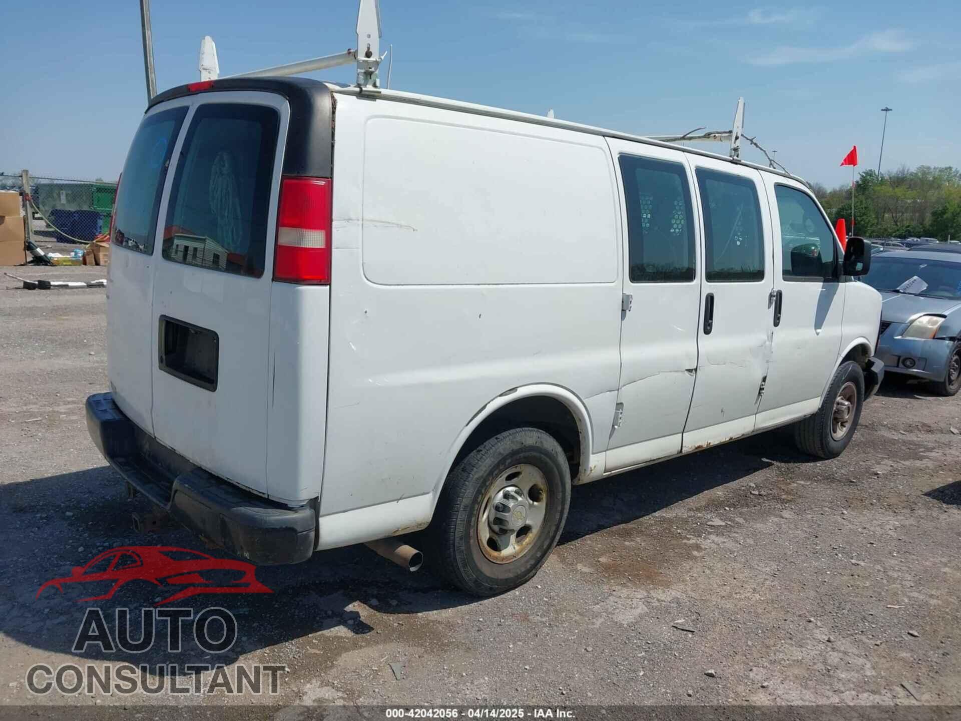 CHEVROLET EXPRESS 2500 2012 - 1GCWGFCA6C1147841