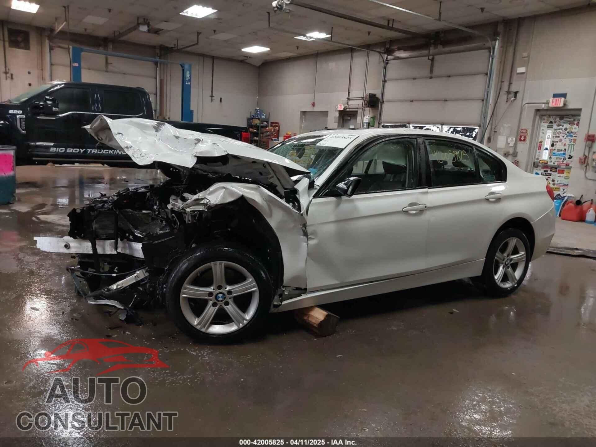 BMW 320I 2015 - WBA3C3C54FP664201