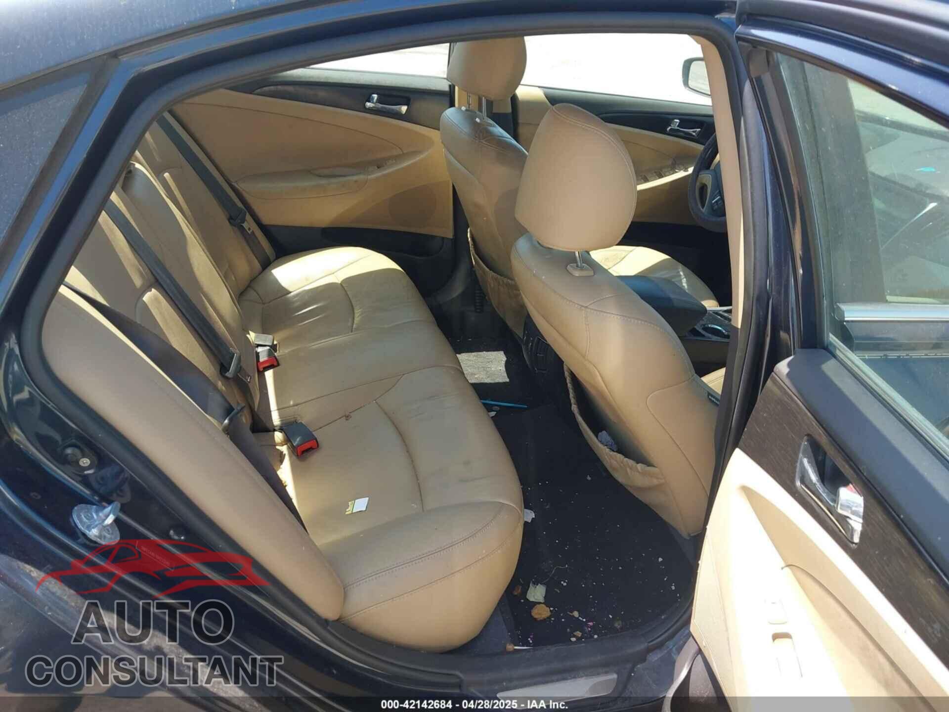 HYUNDAI SONATA 2011 - 5NPEC4AB7BH233240