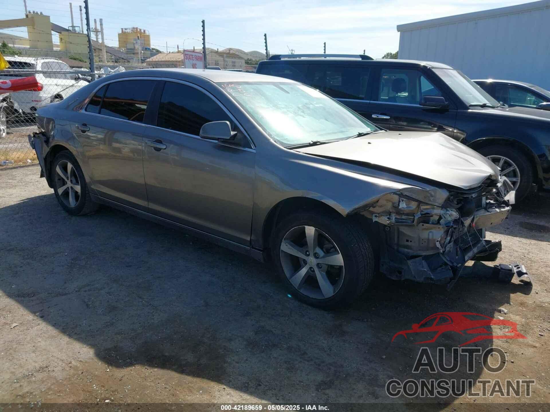 CHEVROLET MALIBU 2011 - 1G1ZC5E18BF255758