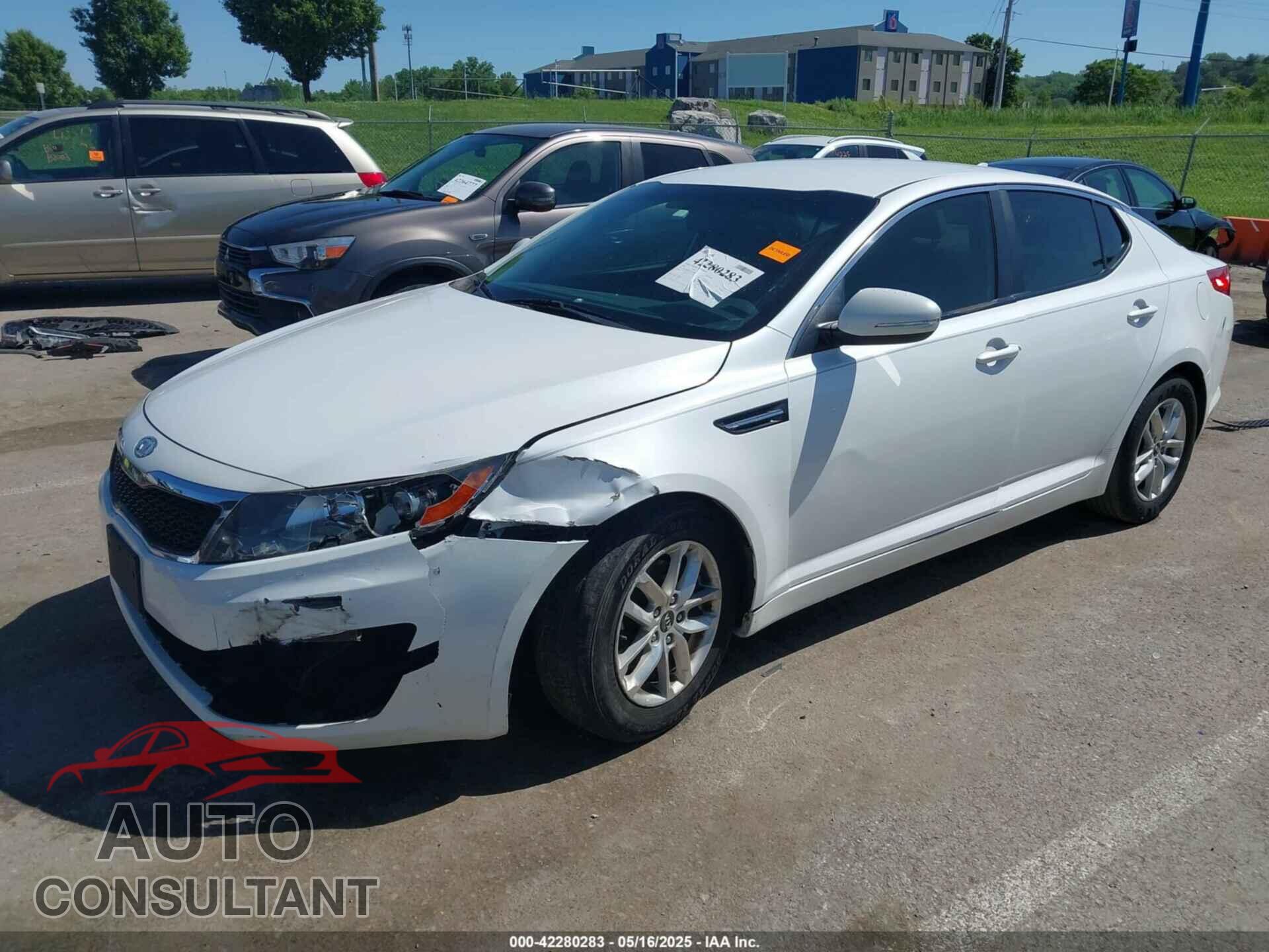 KIA OPTIMA 2011 - KNAGM4A77B5152866