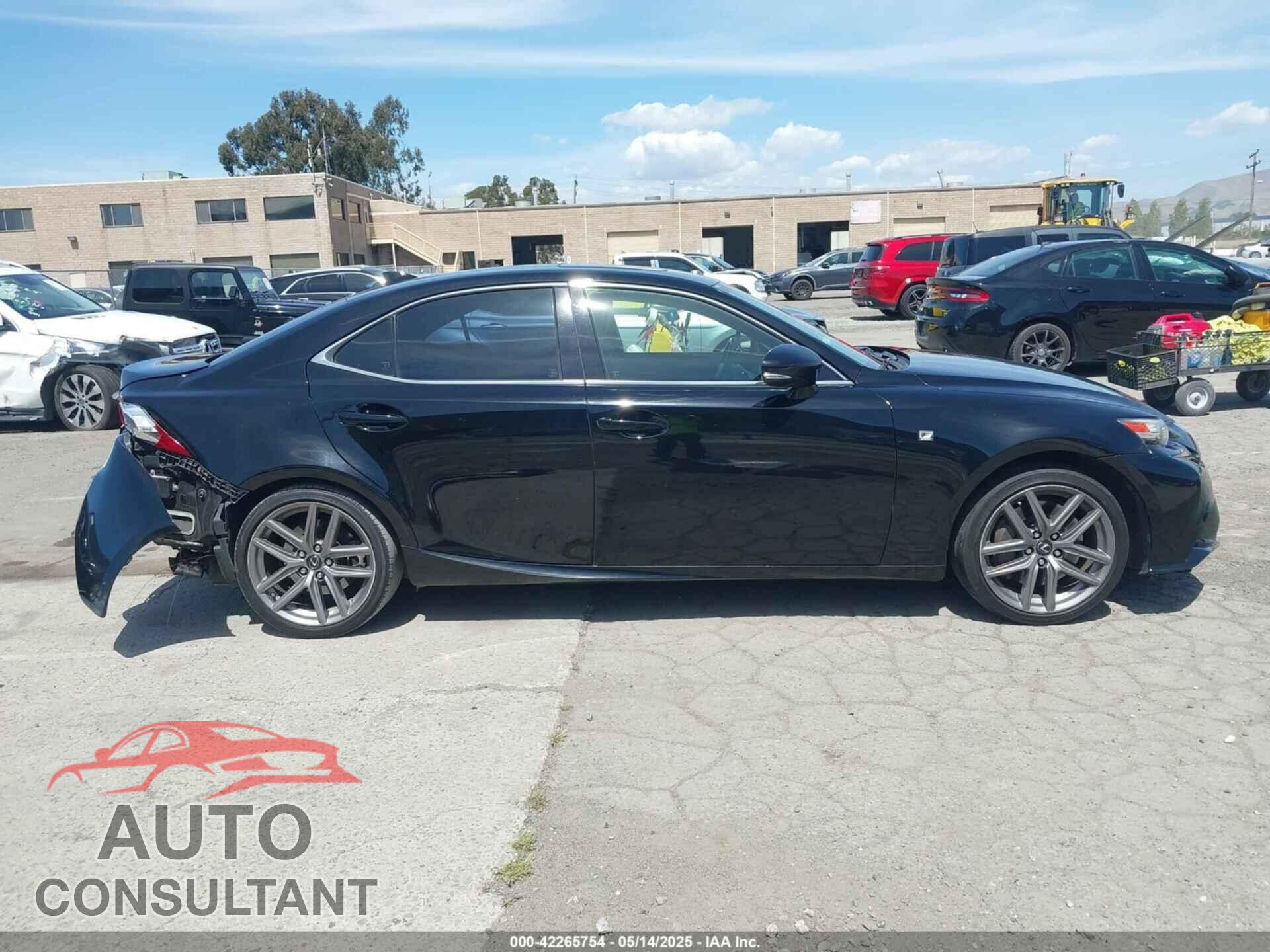 LEXUS IS 350 2014 - JTHBE1D27E5013865
