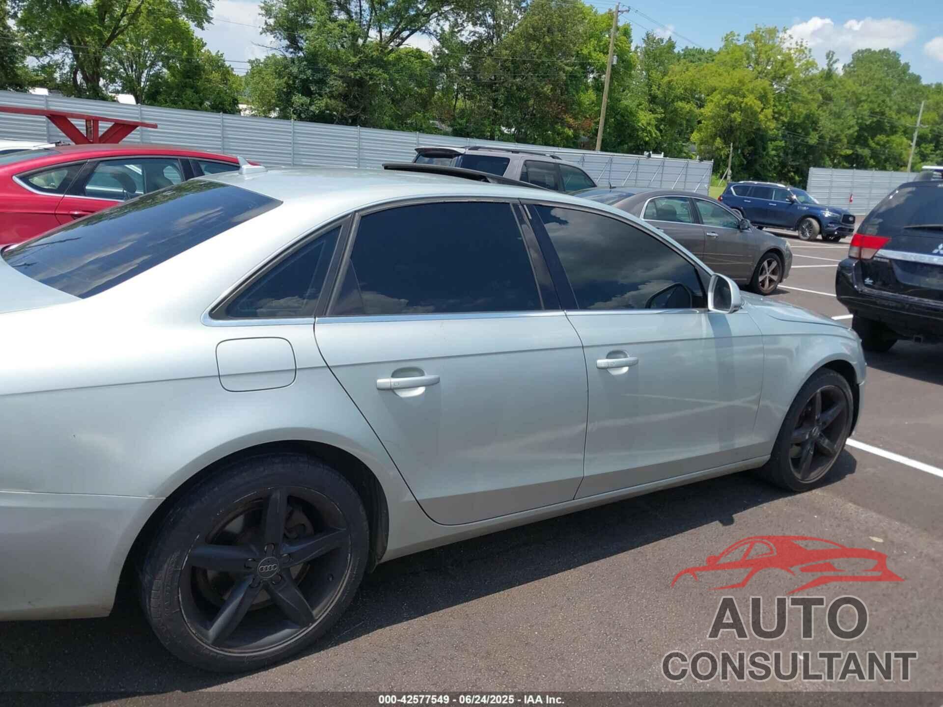 AUDI A4 2009 - WAUMF78K39A089954