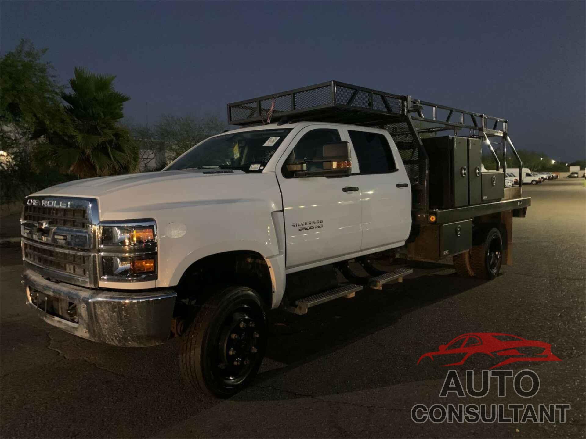 CHEVROLET SILVERADO MD 2023 - 1HTKJPVK1PH292717