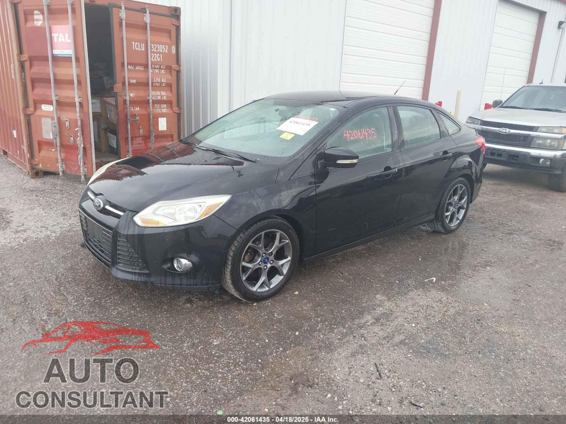FORD FOCUS 2014 - 1FADP3F27EL420910