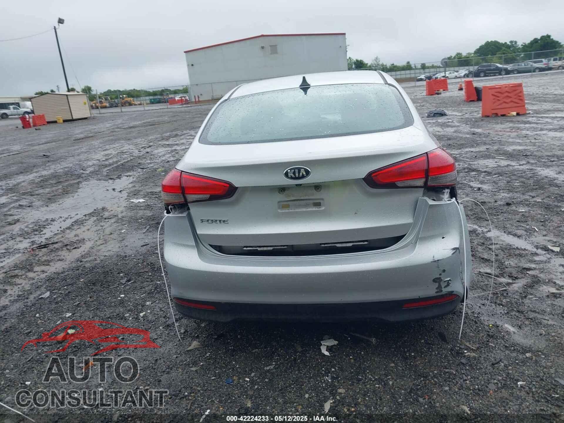 KIA FORTE 2017 - 3KPFL4A74HE006665