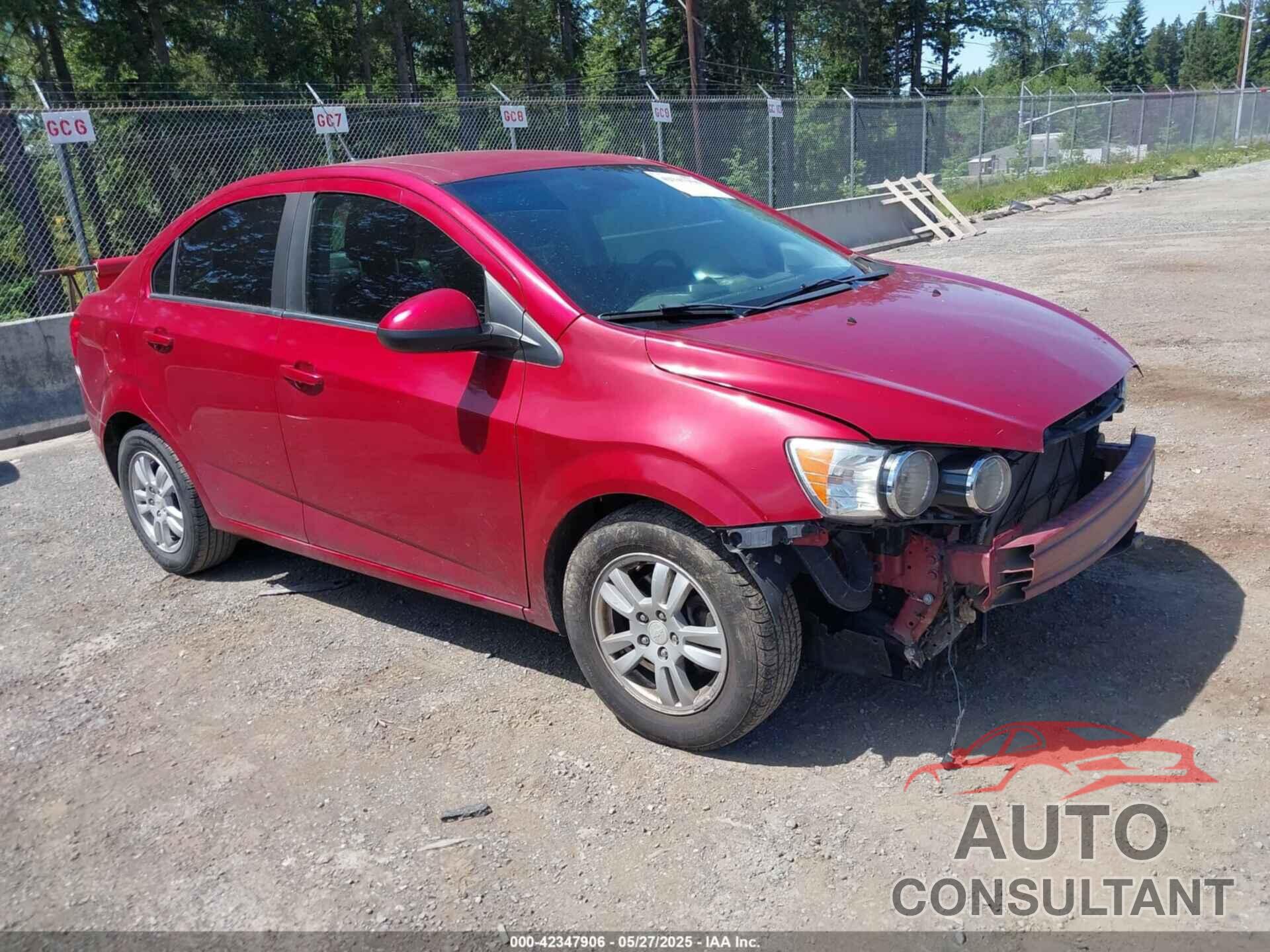 CHEVROLET SONIC 2012 - 1G1JC5SHXC4202409