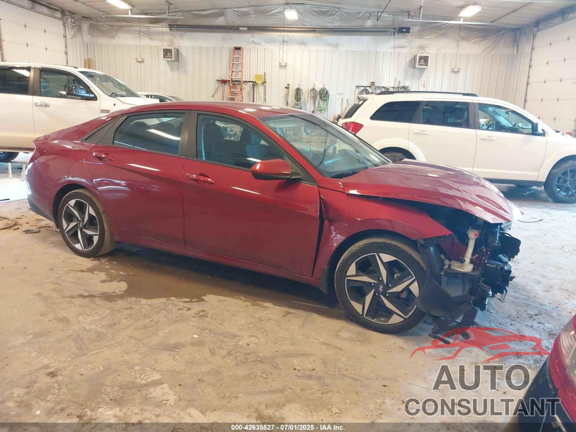 HYUNDAI ELANTRA 2023 - KMHLS4AG4PU587134