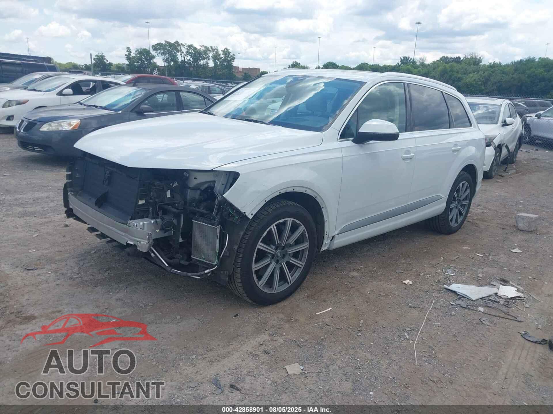 AUDI Q7 2018 - WA1VAAF77JD035863