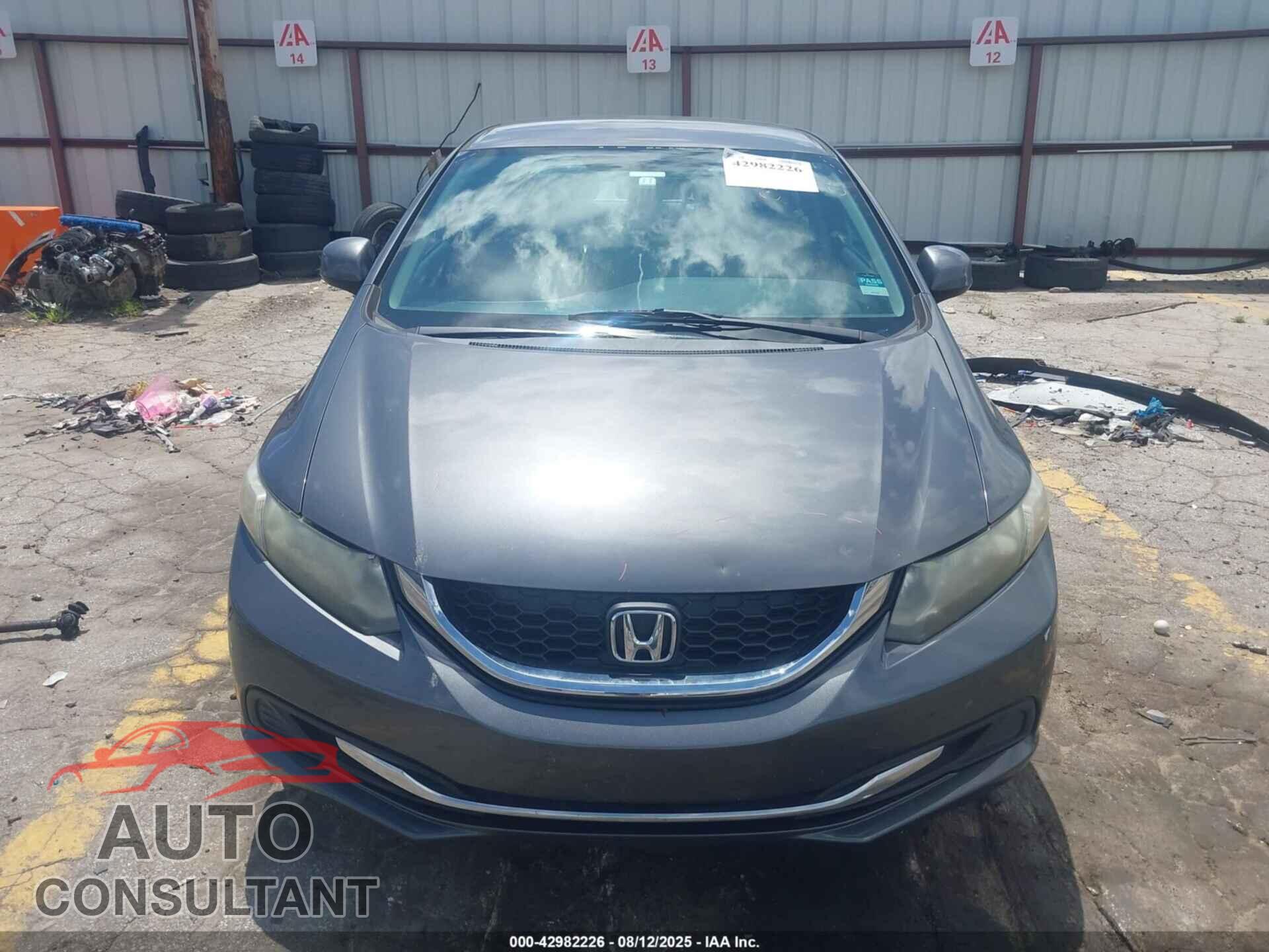 HONDA CIVIC 2013 - 2HGFB2F58DH560354