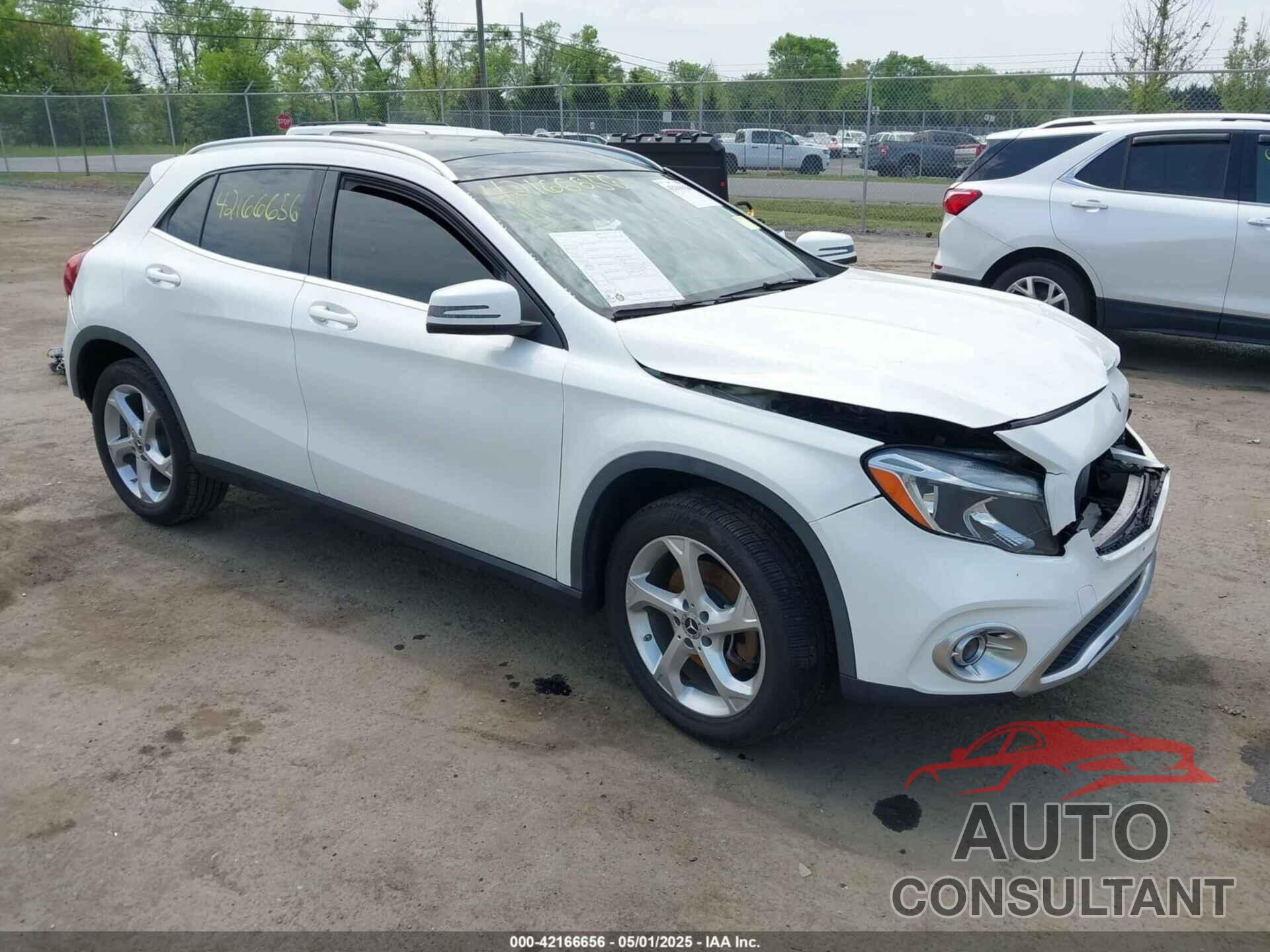 MERCEDES-BENZ GLA 250 2019 - WDCTG4EB2KJ549166