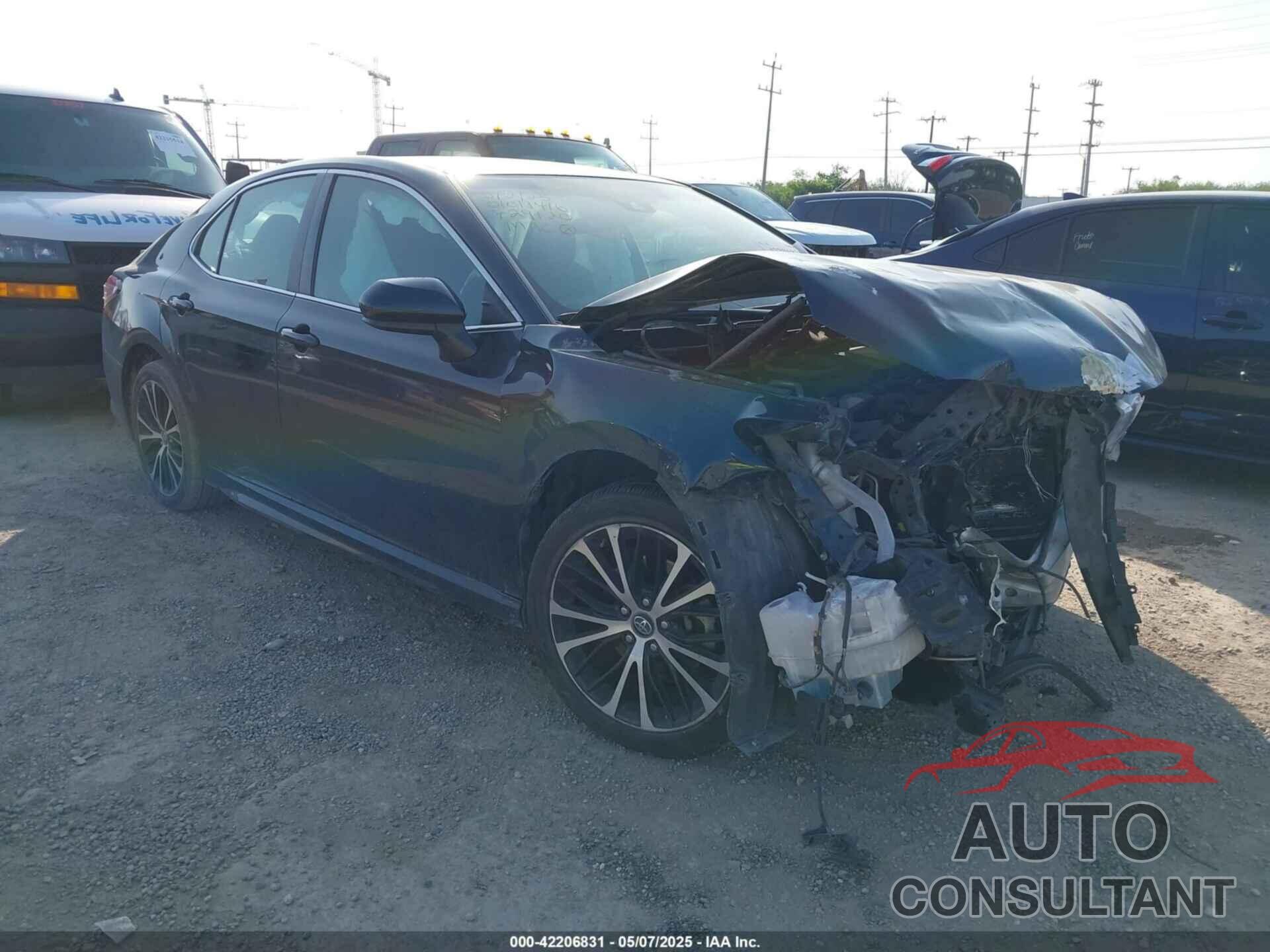 TOYOTA CAMRY 2019 - 4T1B11HK3KU729120