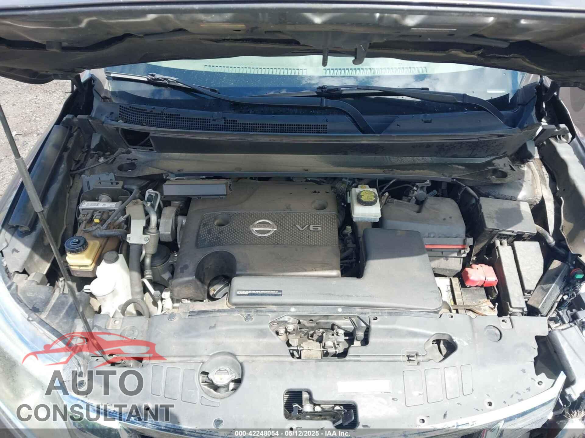 NISSAN PATHFINDER 2015 - 5N1AR2MN0FC704228