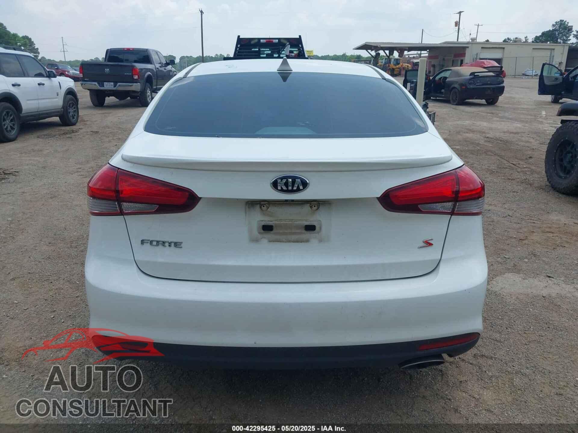 KIA FORTE 2017 - 3KPFL4A73HE077680