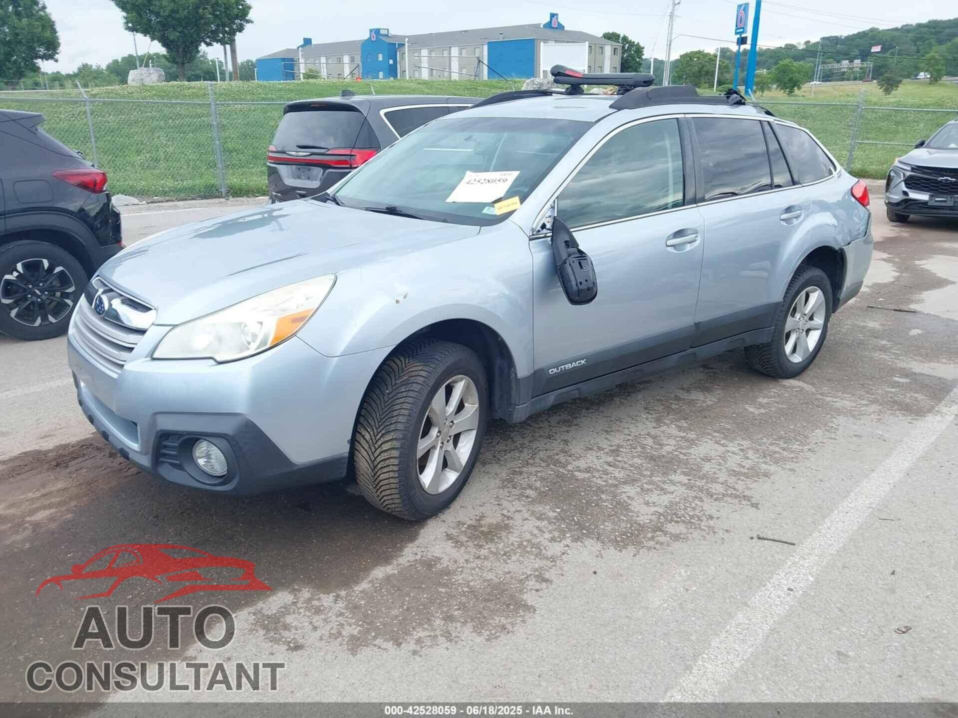 SUBARU OUTBACK 2013 - 4S4BRBCC7D3299339