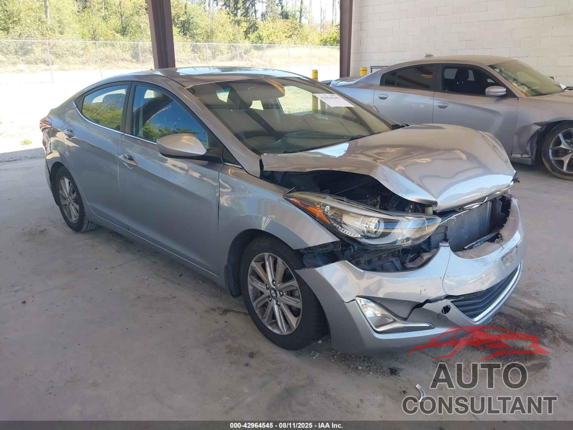 HYUNDAI ELANTRA 2015 - KMHDH4AE3FU452856