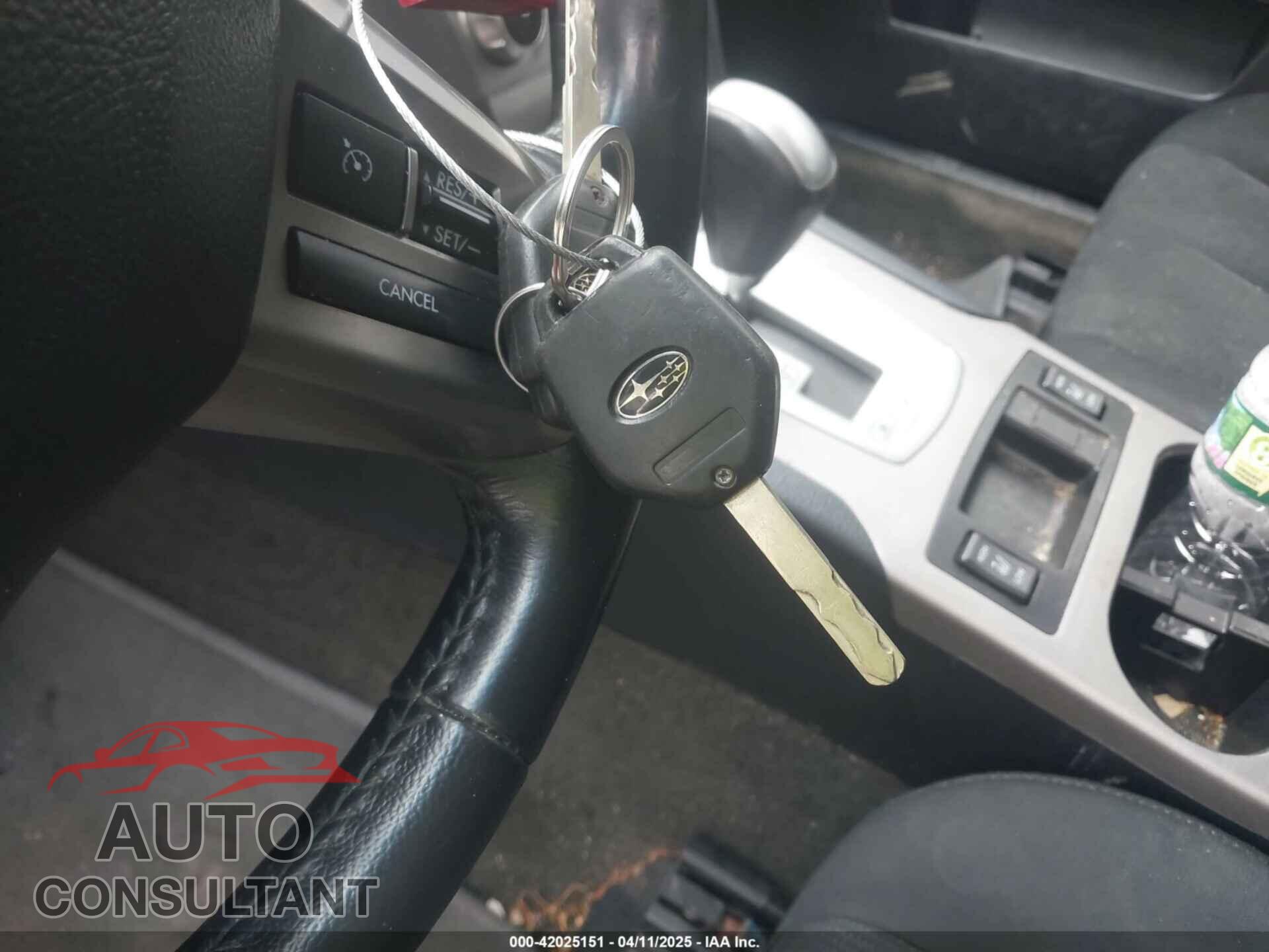 SUBARU OUTBACK 2013 - 4S4BRBGC7D3213103