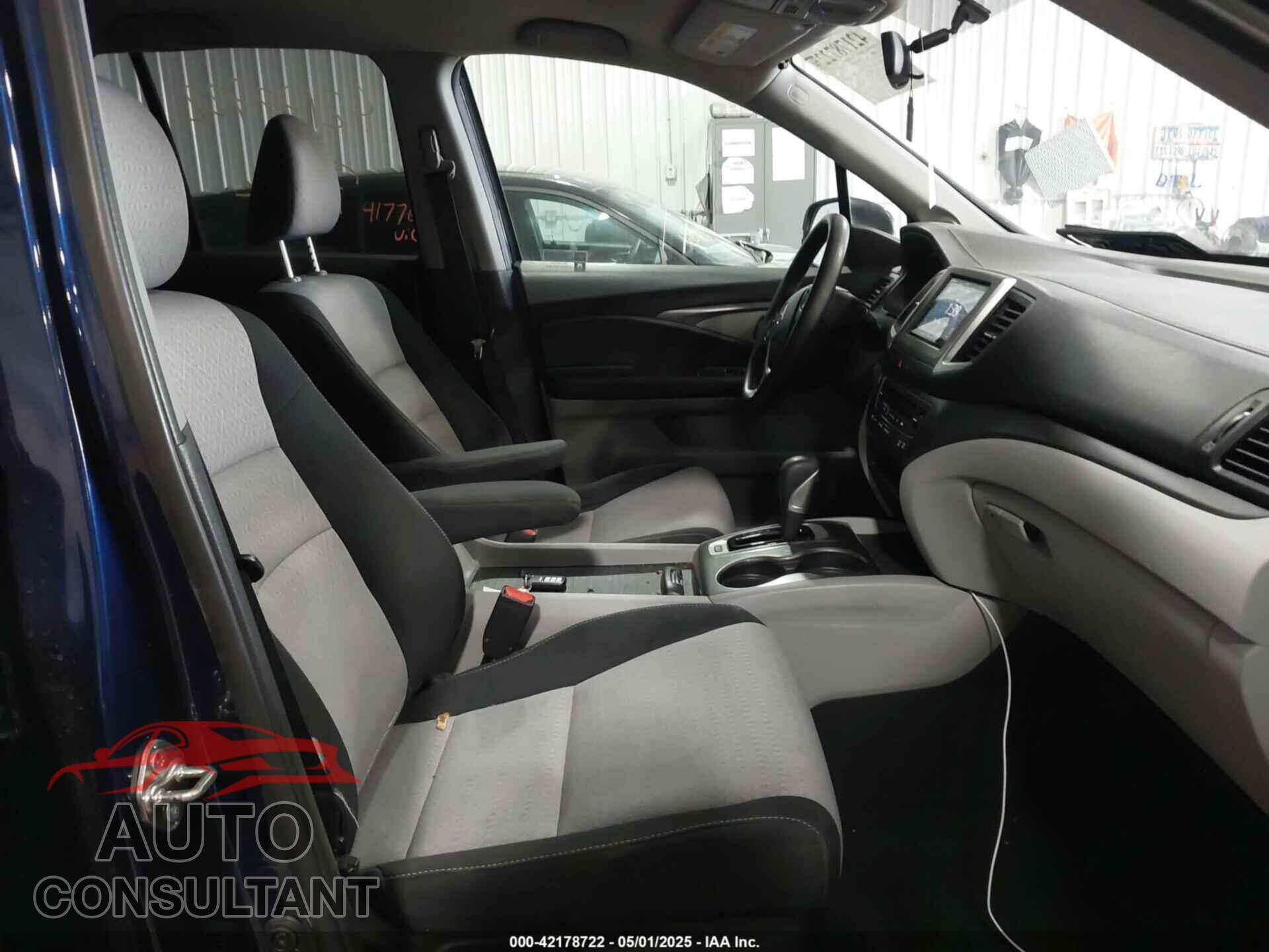 HONDA RIDGELINE 2017 - 5FPYK3F48HB039447