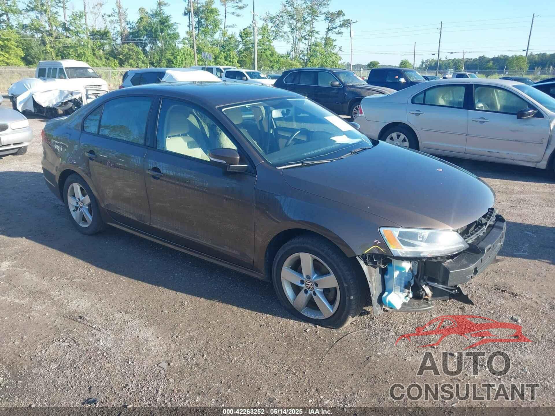 VOLKSWAGEN JETTA 2012 - 3VWLL7AJ7CM081288